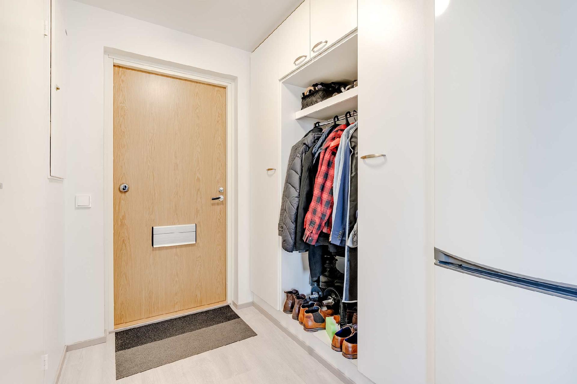 Halkoniemenrinne 1, Lentävänniemi, Tampere