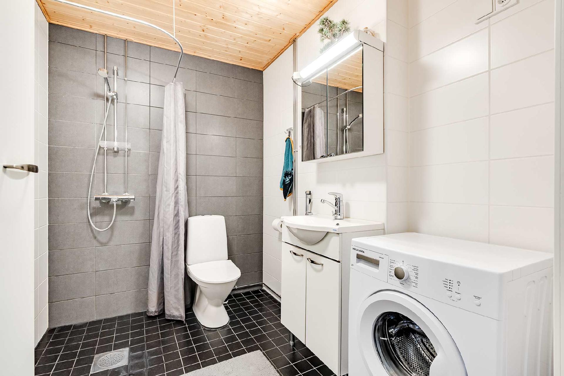 Halkoniemenrinne 1, Lentävänniemi, Tampere