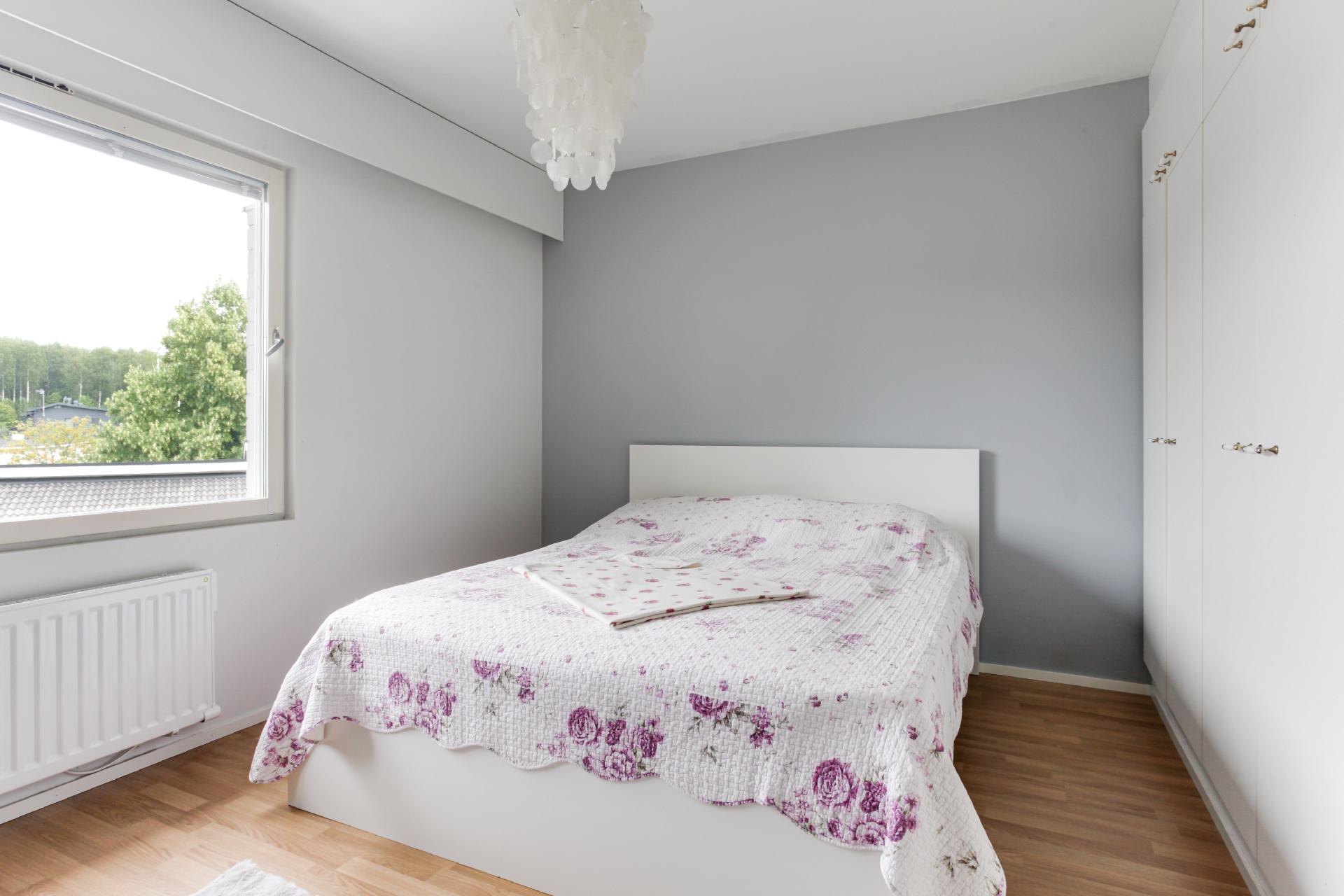 yläkerran toinen mh