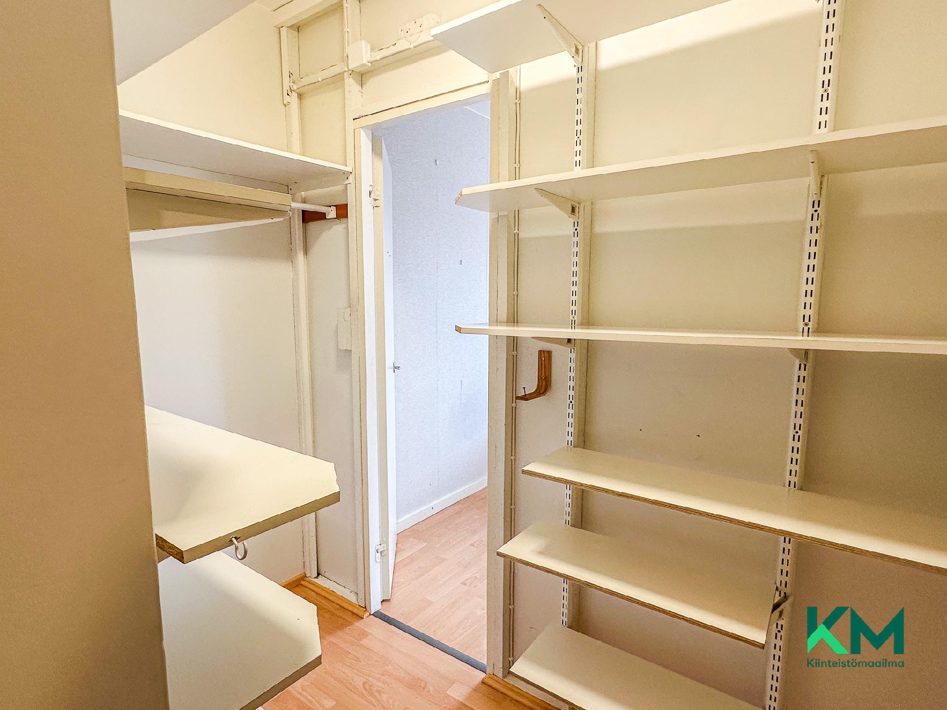 Niputtajankatu 12, Laitaatsilta, Savonlinna