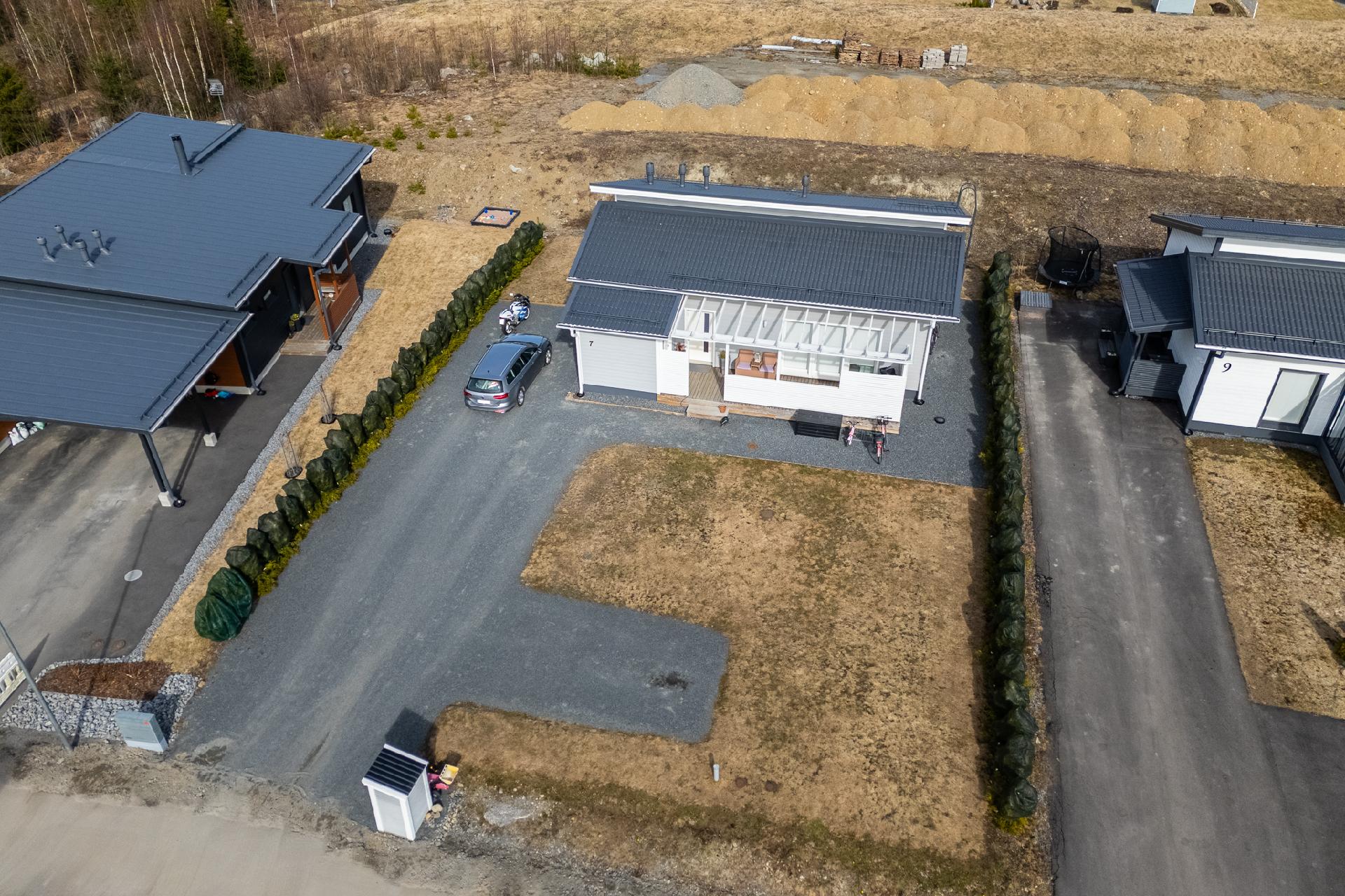 Tilhenkuja 7, Länsi-Lintula, Valkeakoski