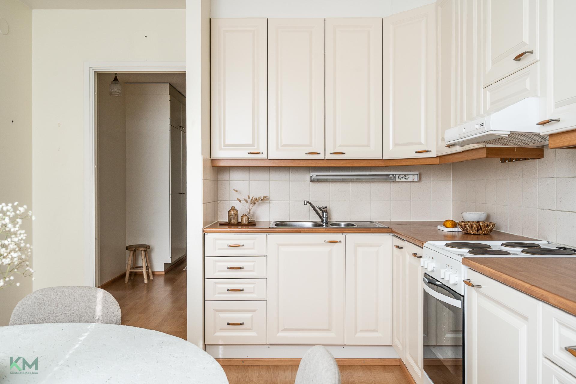 Tuirantie 15, Tuira, Oulu