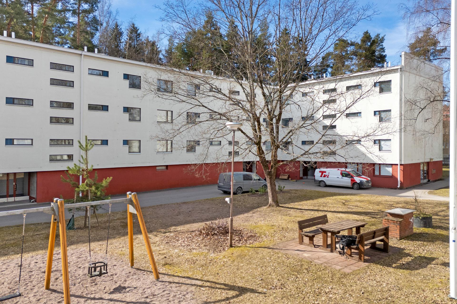 Vanamonkuja 1, Simonmetsä, Vantaa