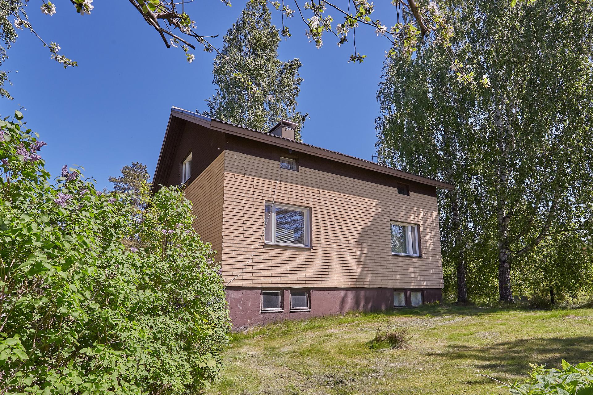 Ratakatu 8, Gruotila, Lohja