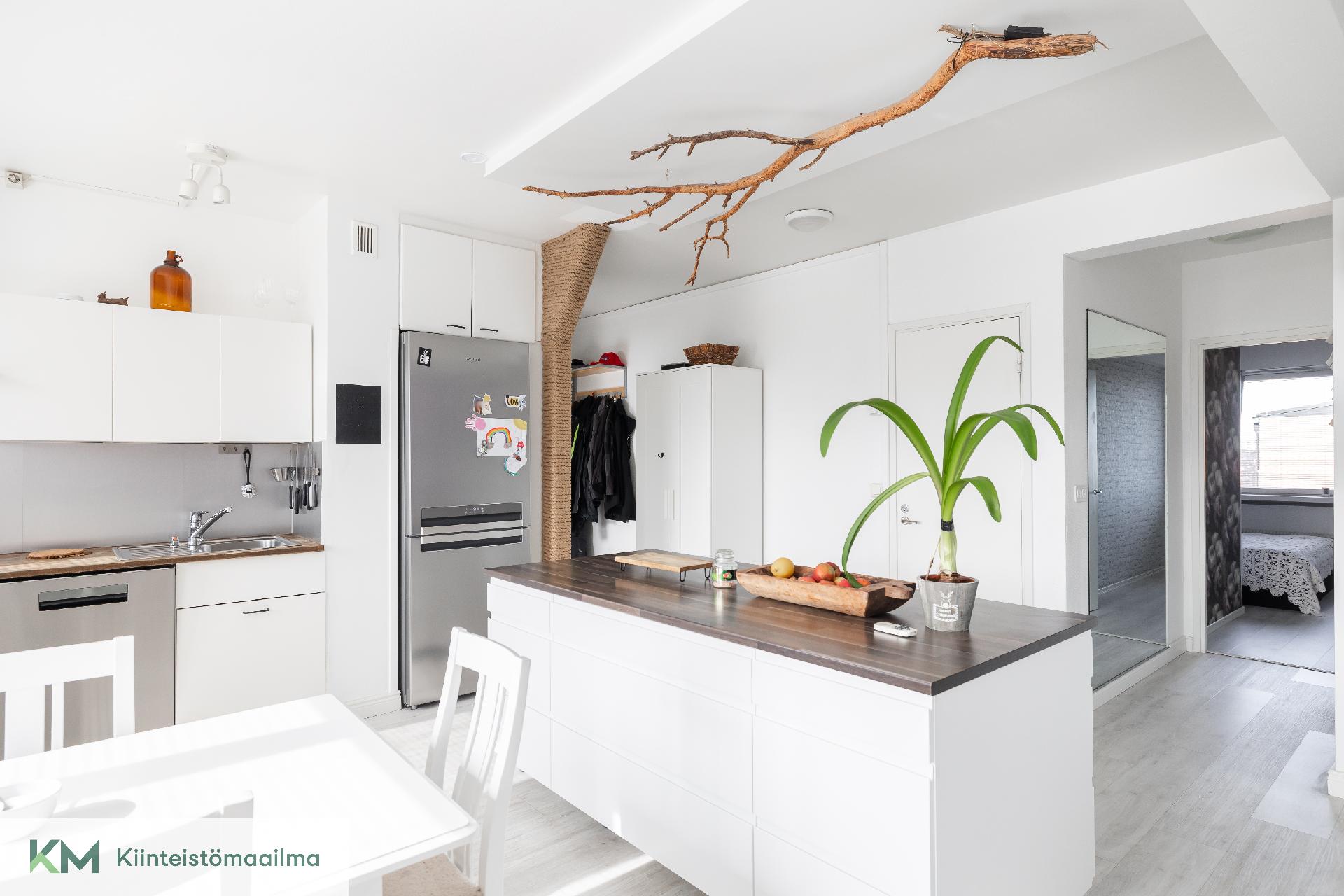 Keskuskatu 3, Kotkansaari, Kotka