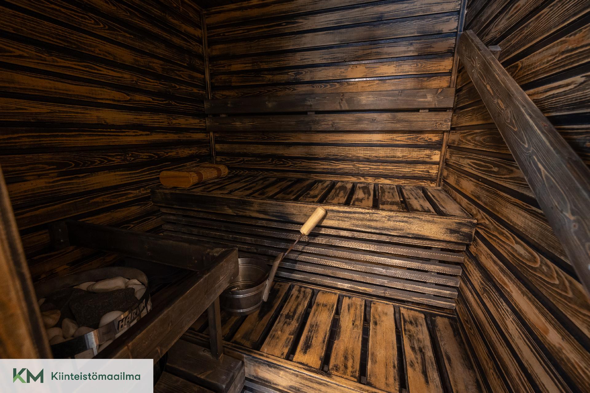 Keskuskatu 3, Kotkansaari, Kotka