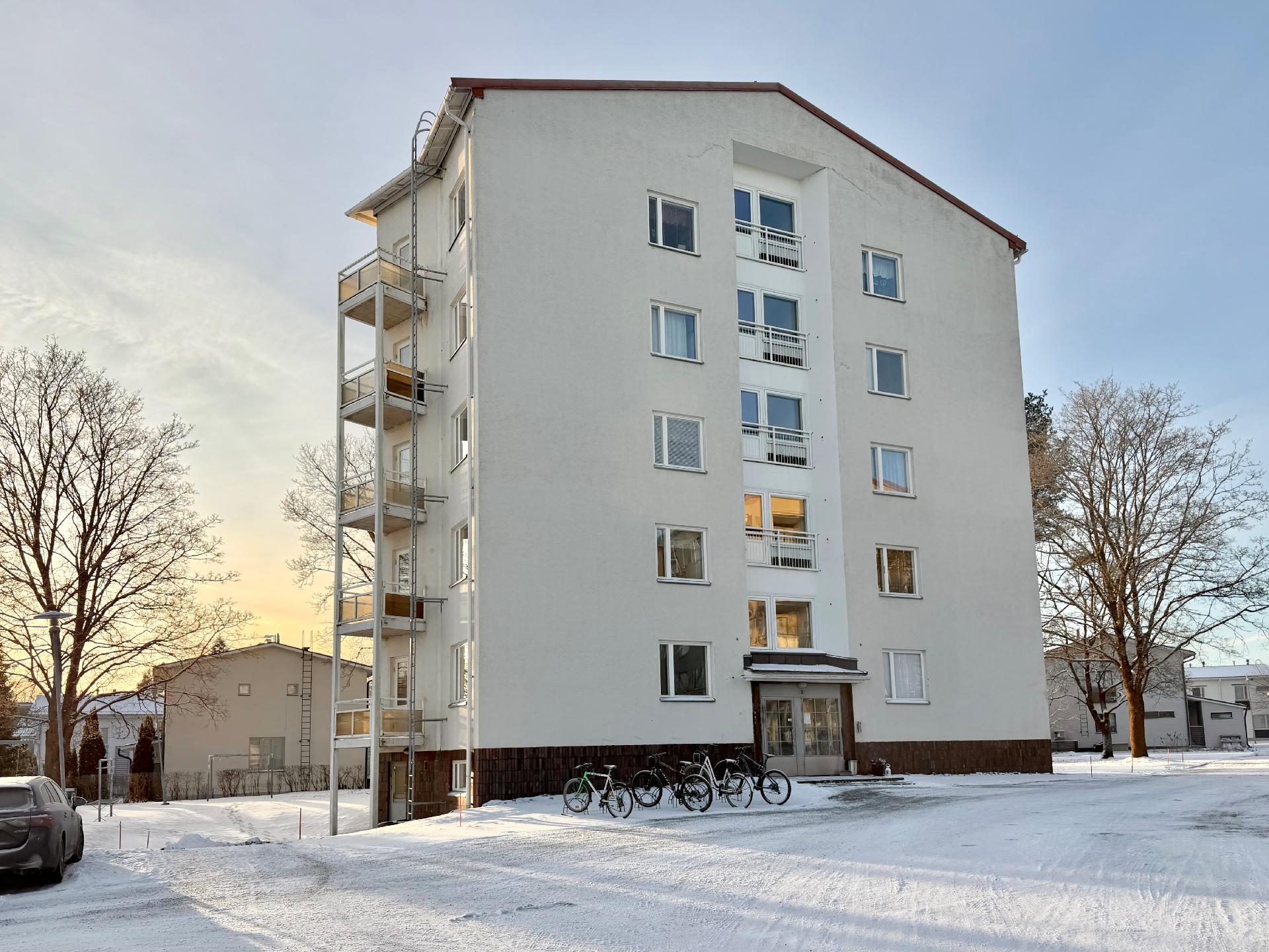 Lumouksentie 9, Visamäki, Hämeenlinna