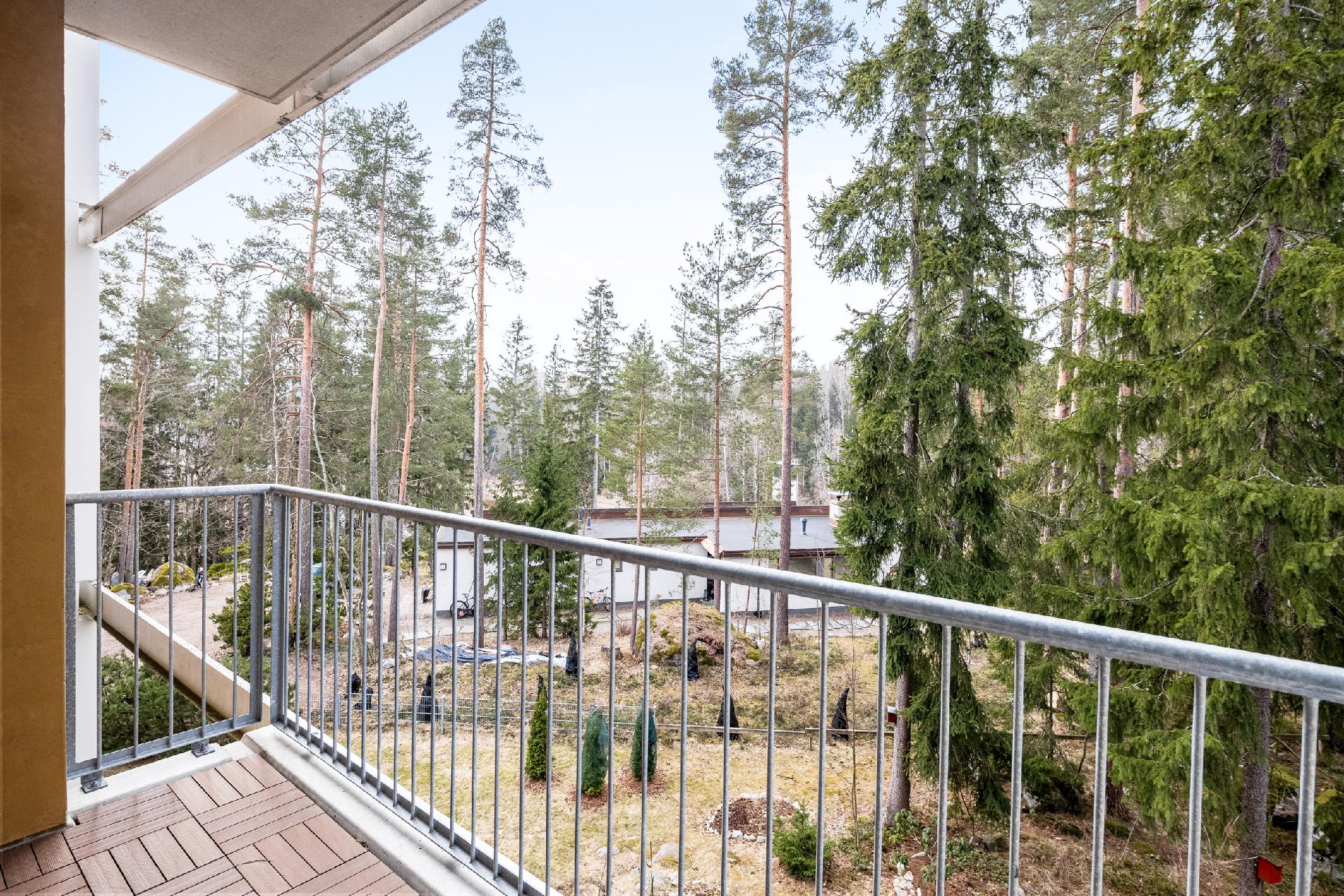 Ruusuvuorenkuja 2b, Korso, Vantaa