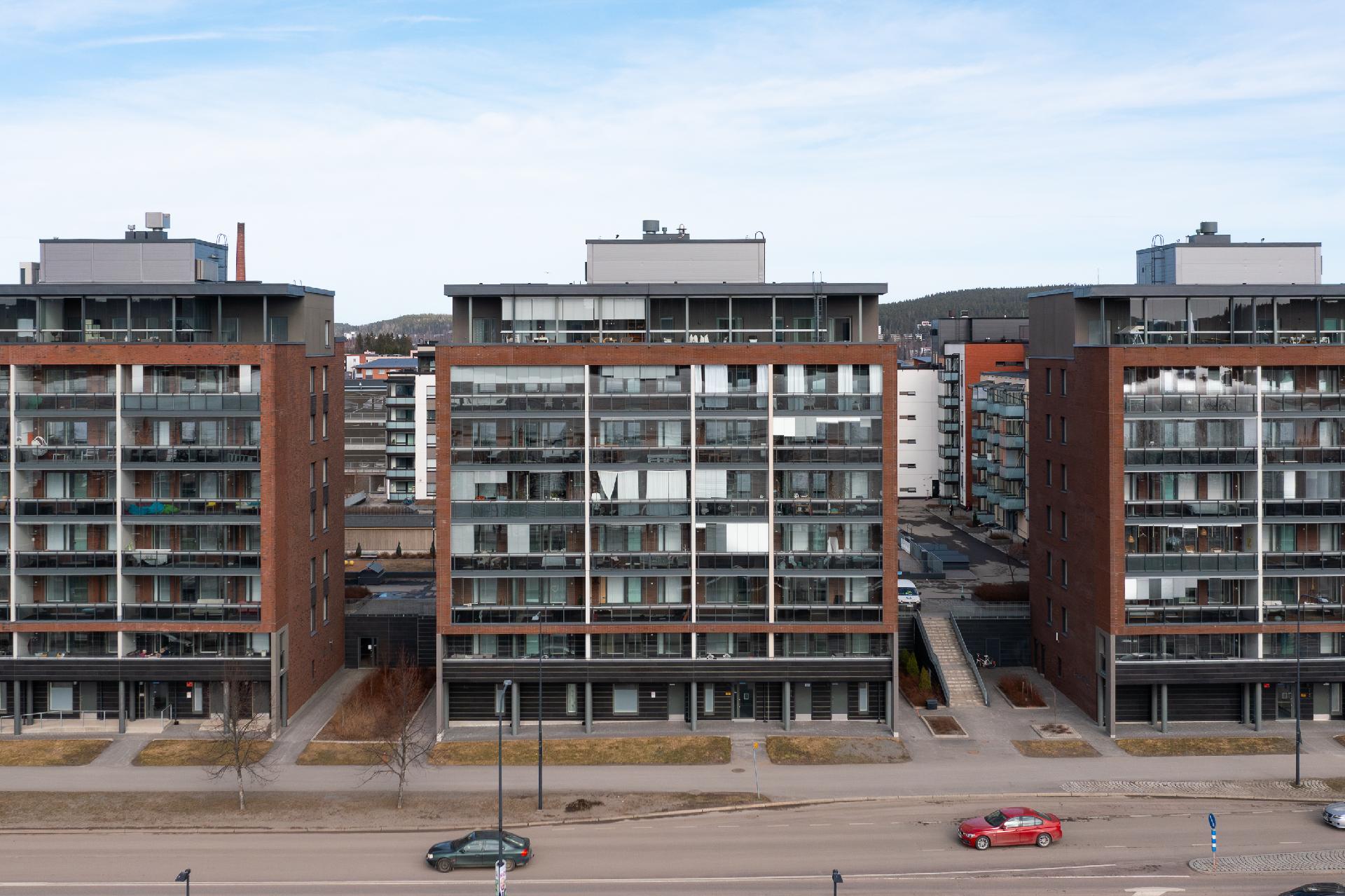 Satamakatu 15, Lutakko, Jyväskylä