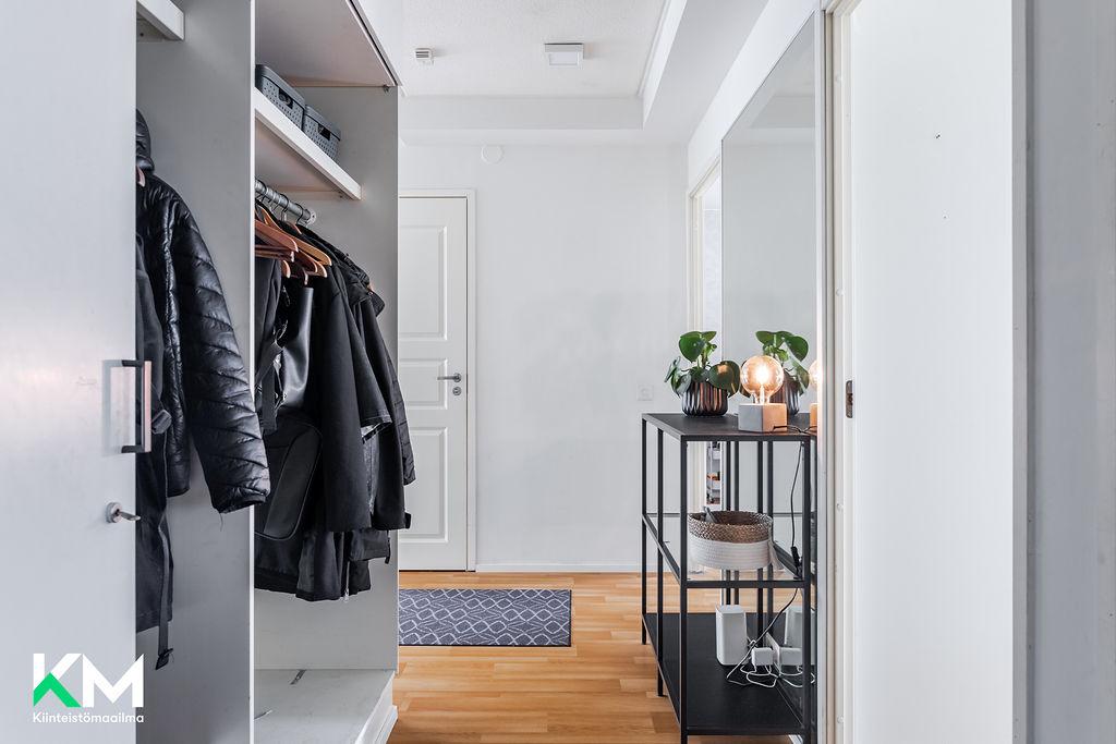 Tervatie 4, Kuntakeskus, Hollola