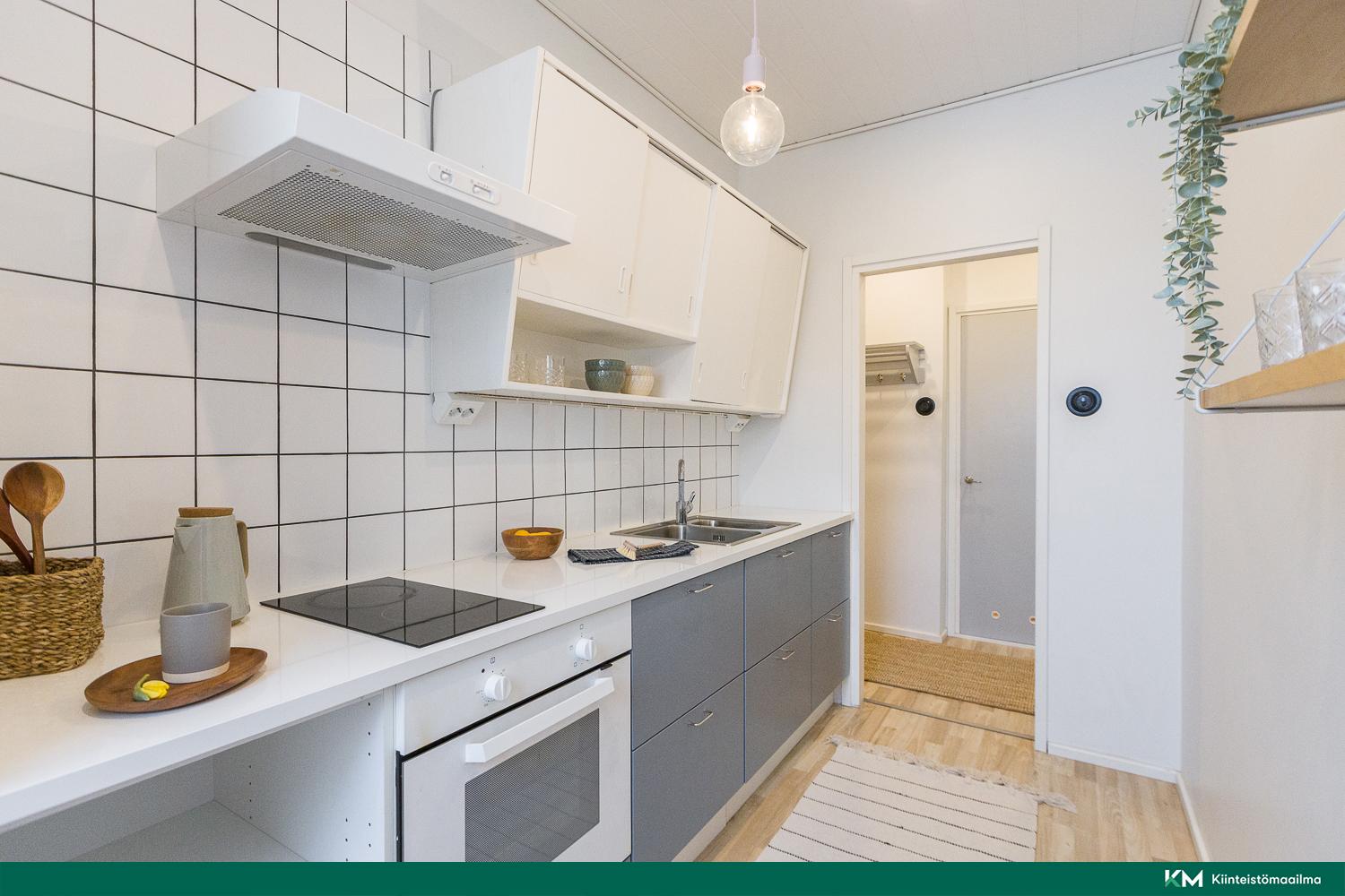 Keittiö remontti tehty vanhaa kunnioittaen 2015