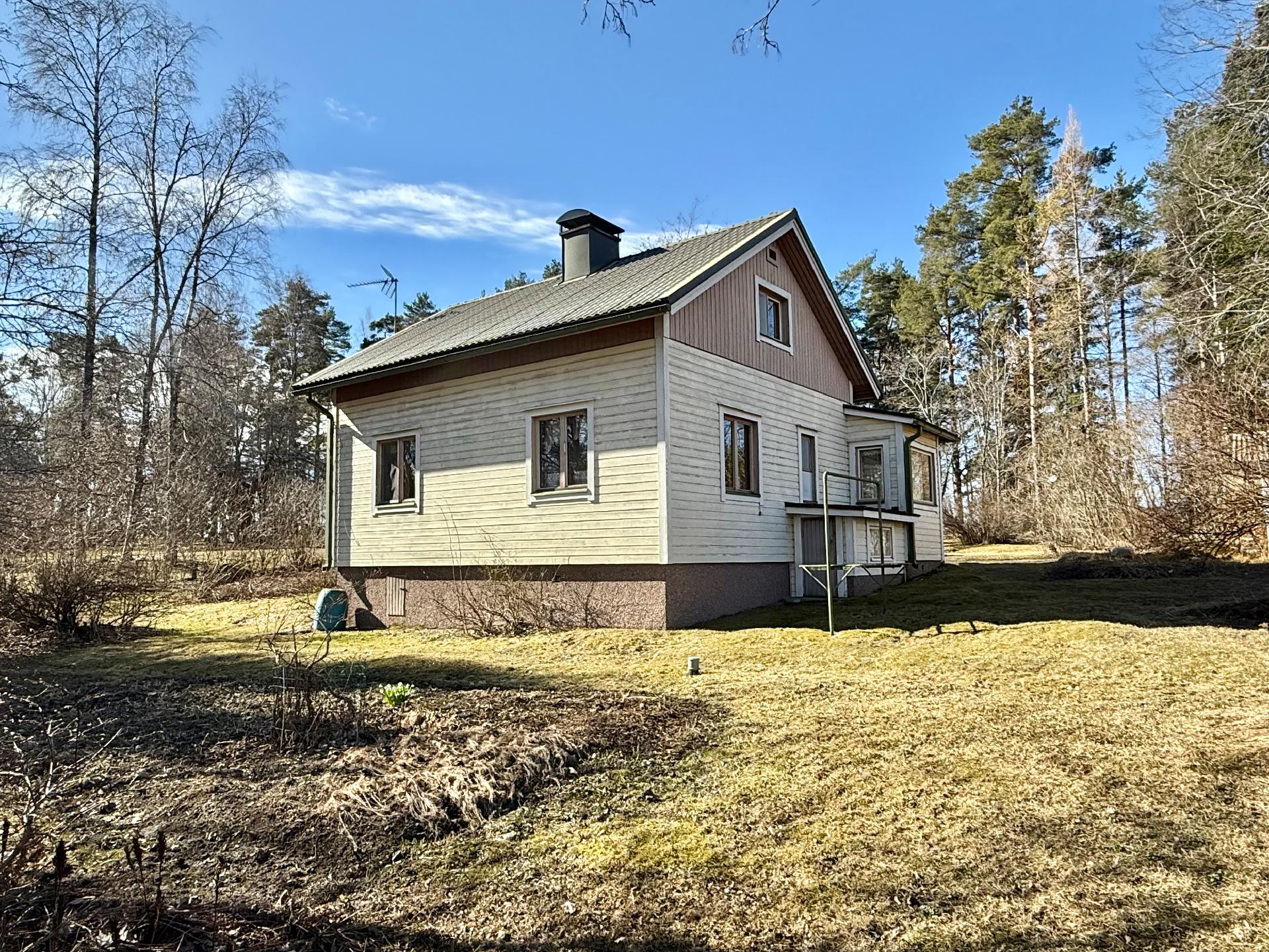Poransaarentie 29, Pekola, Hattula
