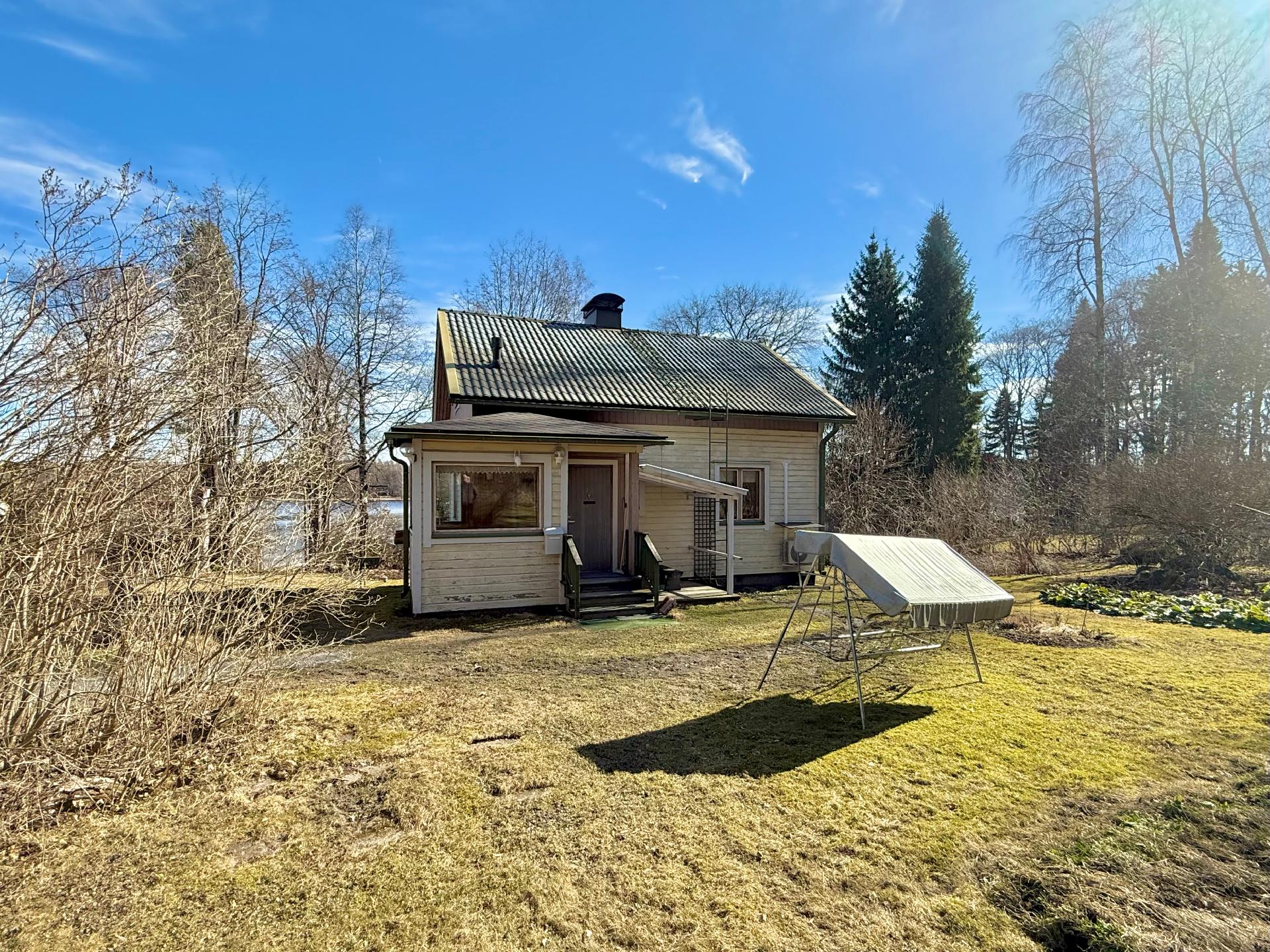 Poransaarentie 29, Pekola, Hattula