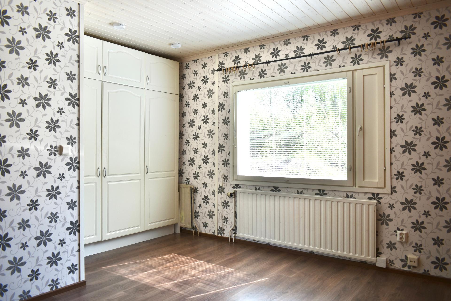 Hölkkätie 7, Nakertaja, Kajaani