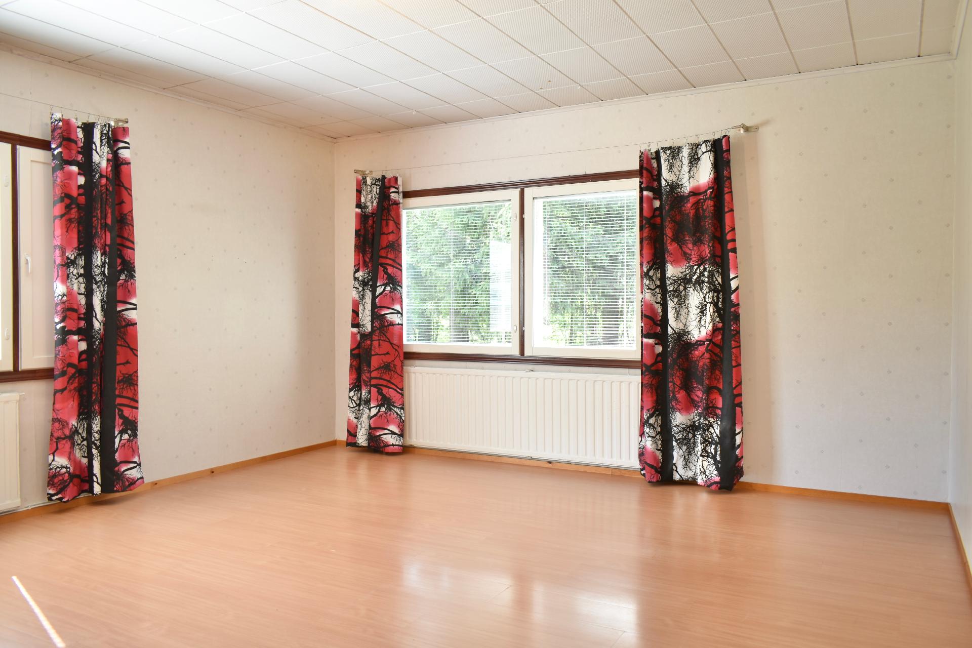 Hölkkätie 7, Nakertaja, Kajaani