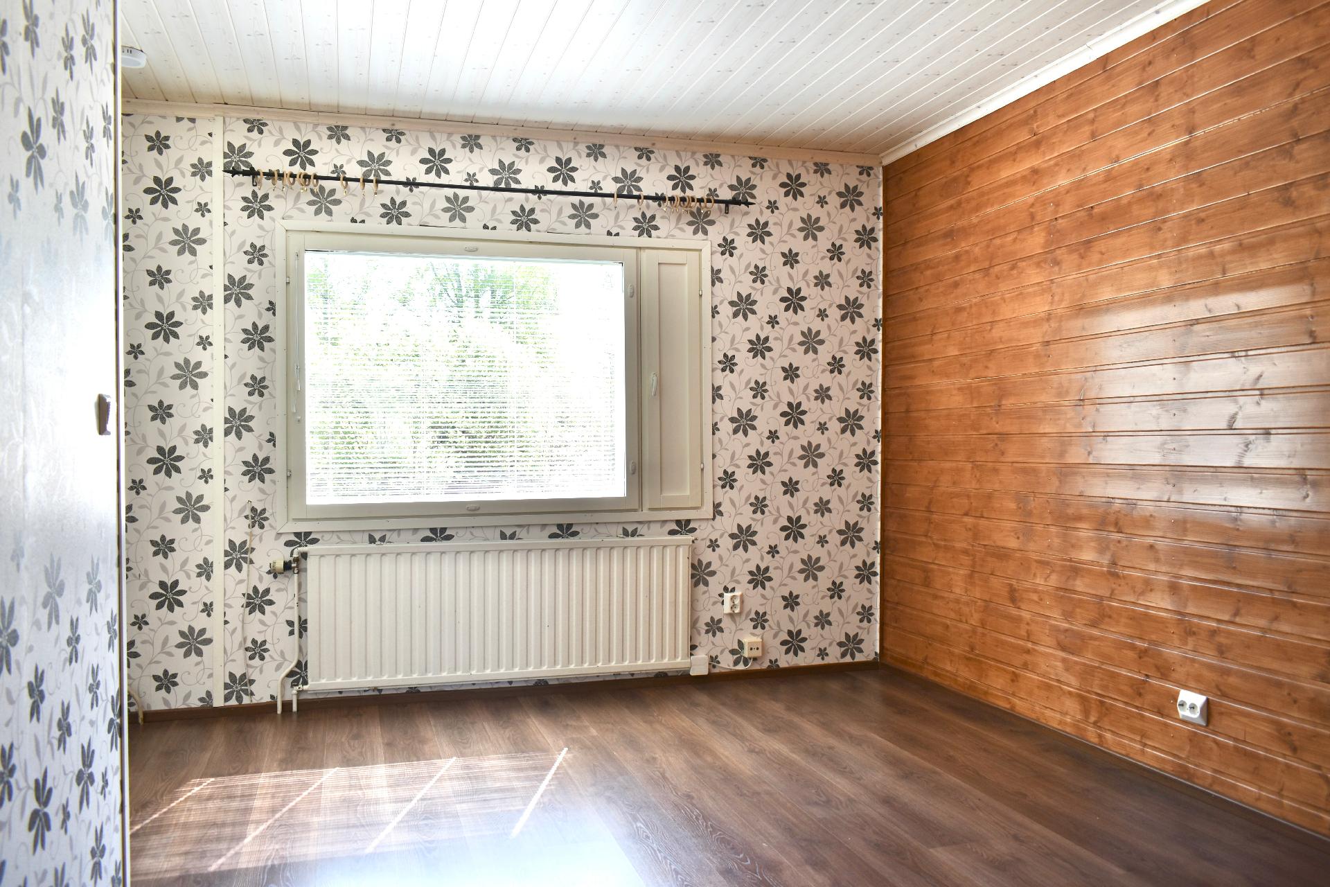 Hölkkätie 7, Nakertaja, Kajaani