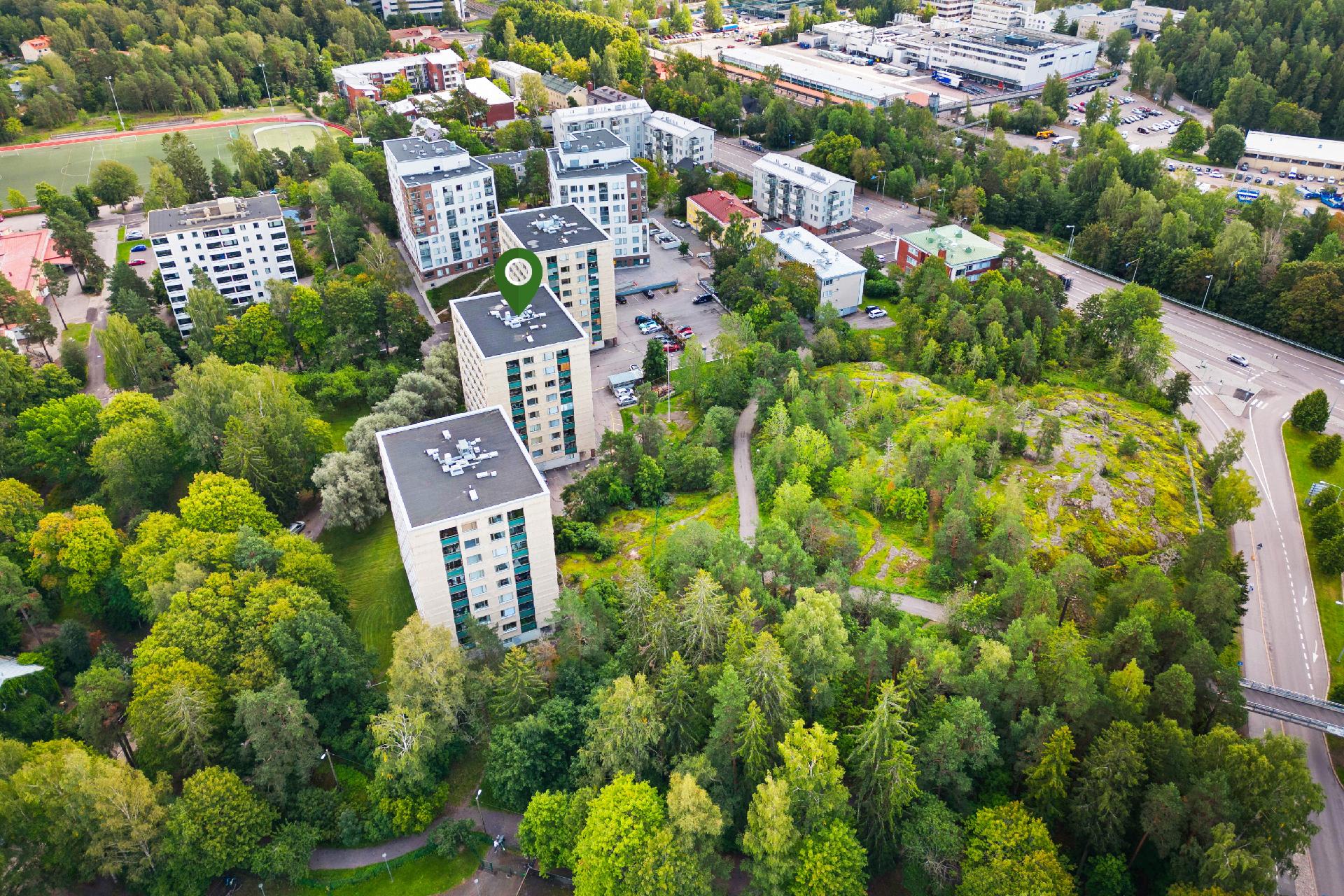 Sulkapolku 6, Pitäjänmäki, Helsinki