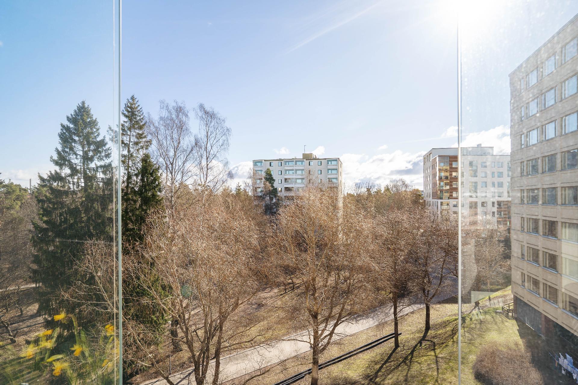 Sulkapolku 6, Pitäjänmäki, Helsinki