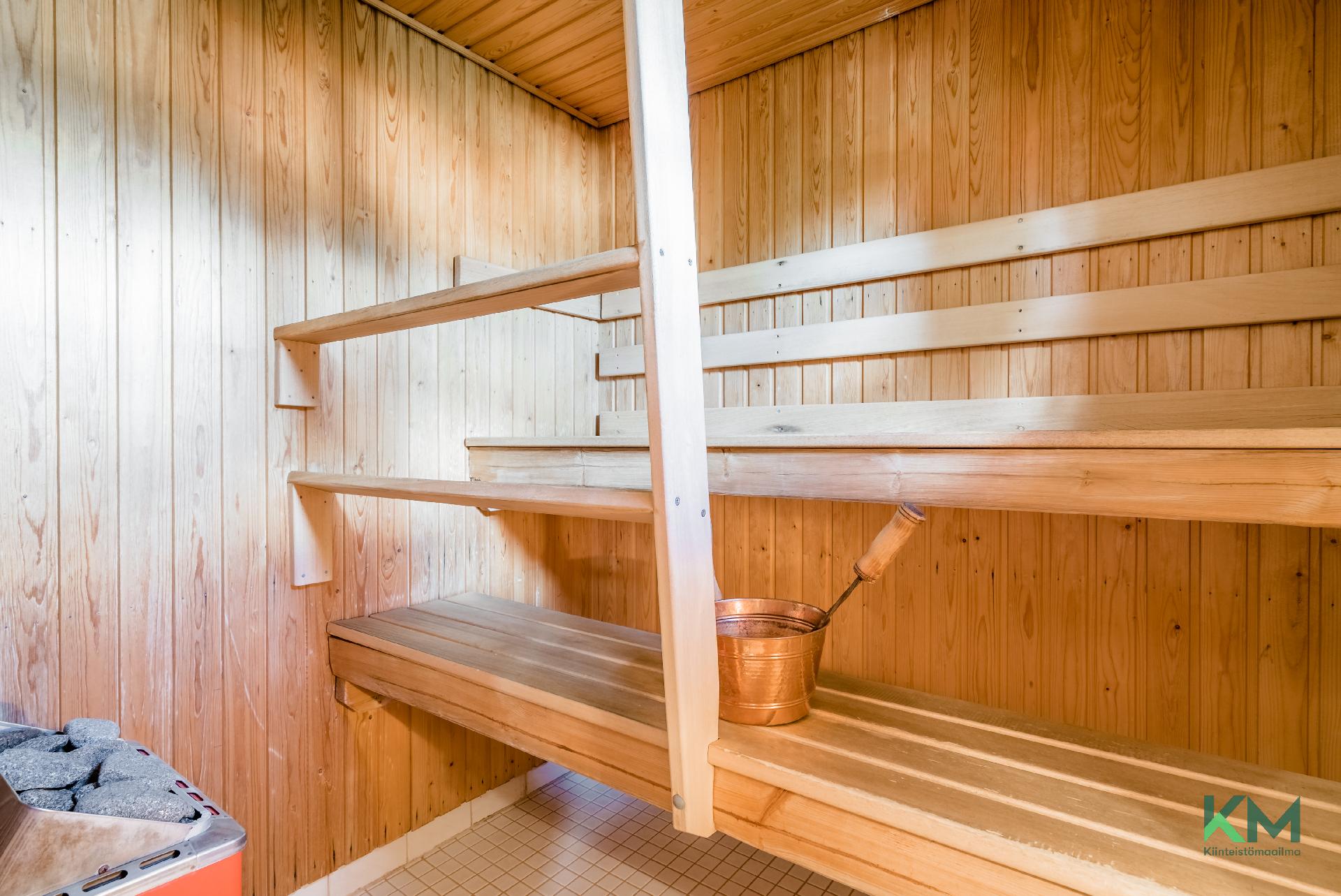 sauna