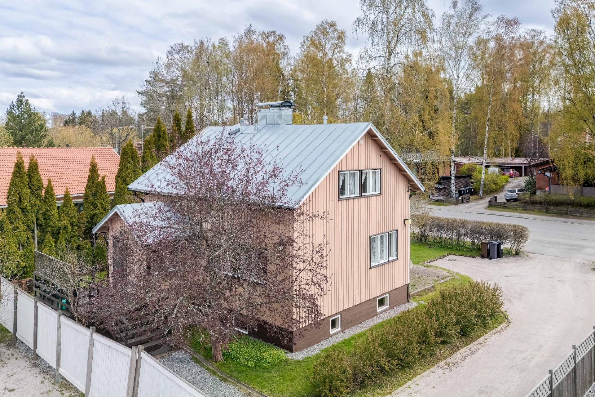 Pakilantie 106, Paloheinä, Helsinki