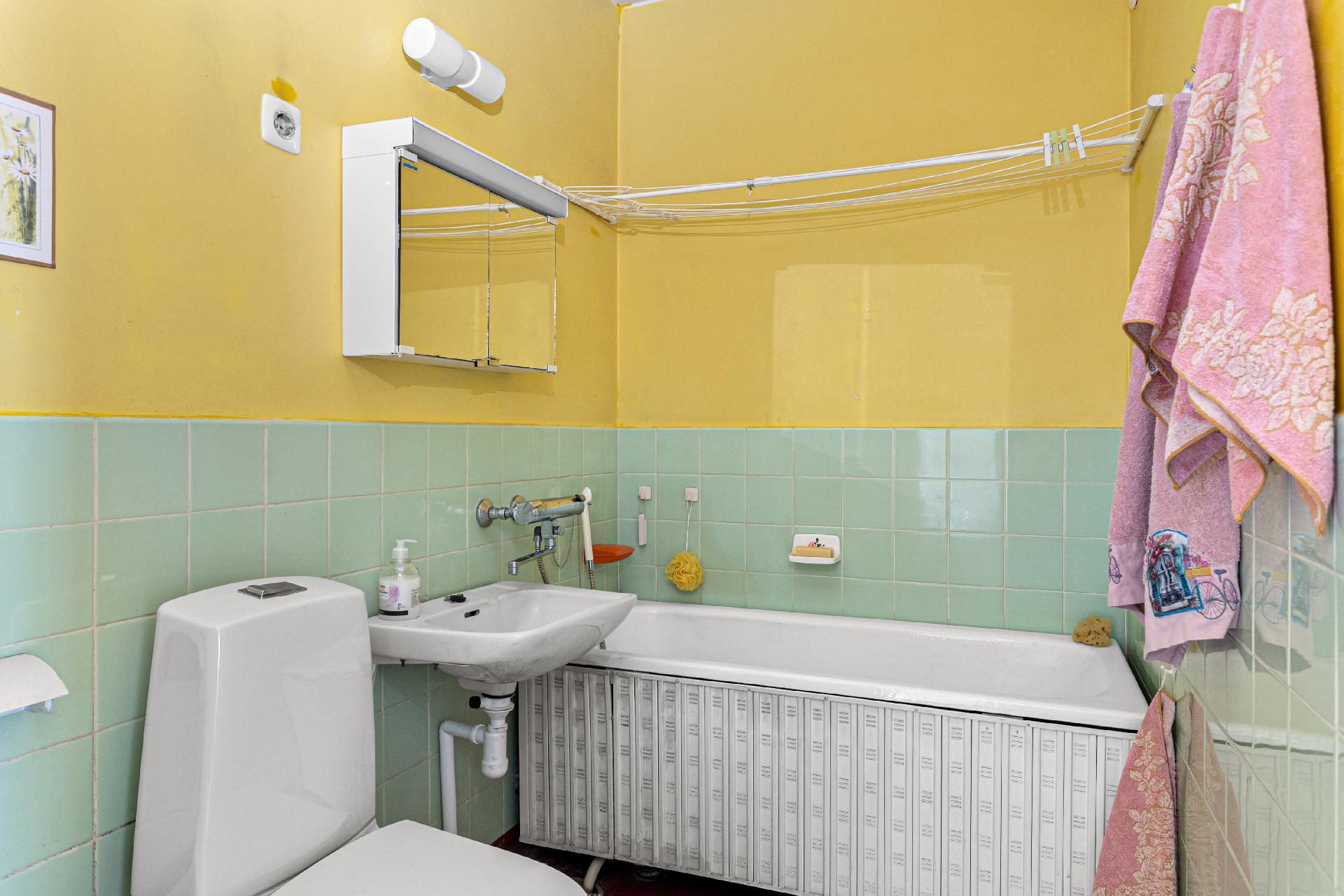 Viitakummuntie 15, Viitakumpu, Kouvola