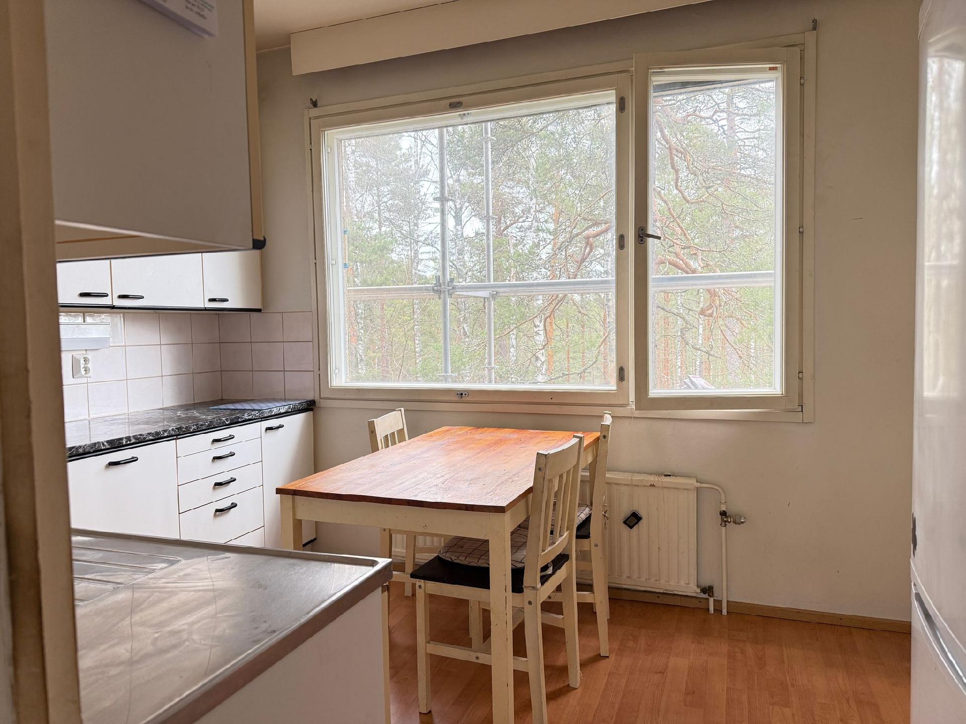 Kukkulapolku 1, Ruonala, Kotka