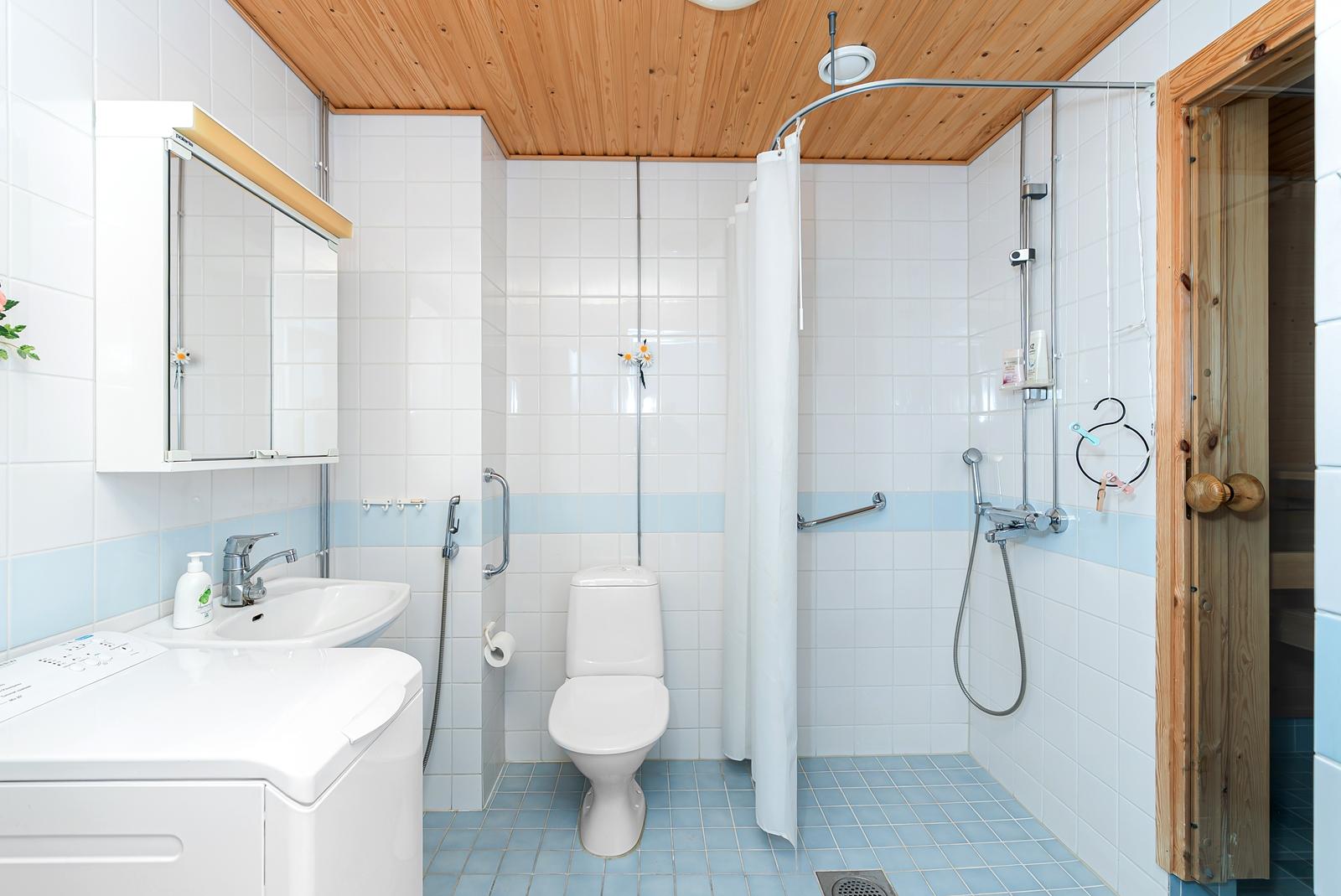 Yhteiskouluntie 6, Keskusta, Järvenpää