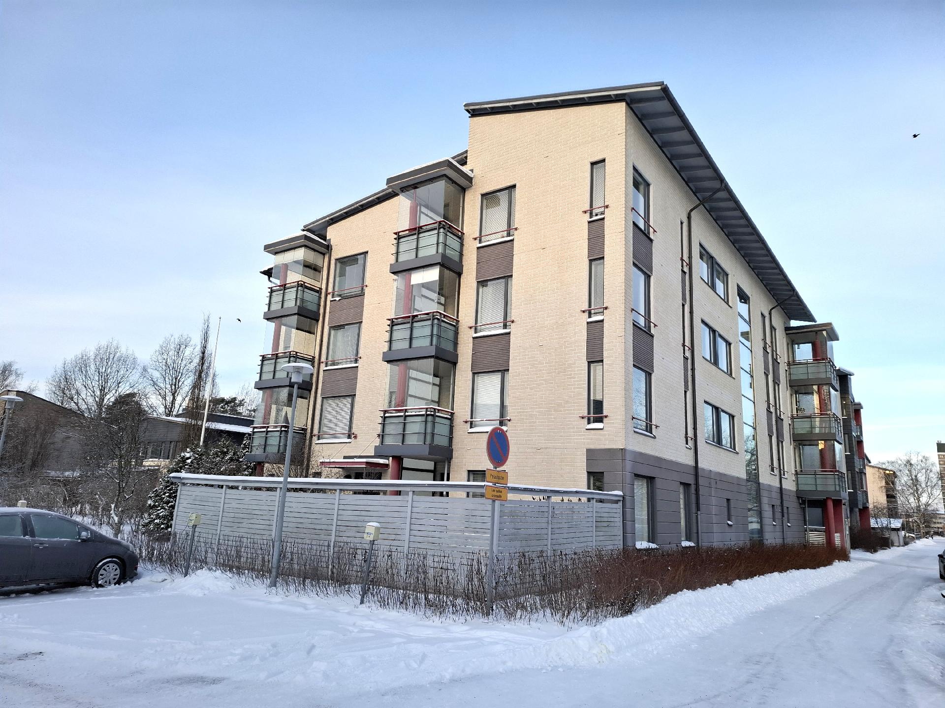 Yhteiskouluntie 6, Keskusta, Järvenpää