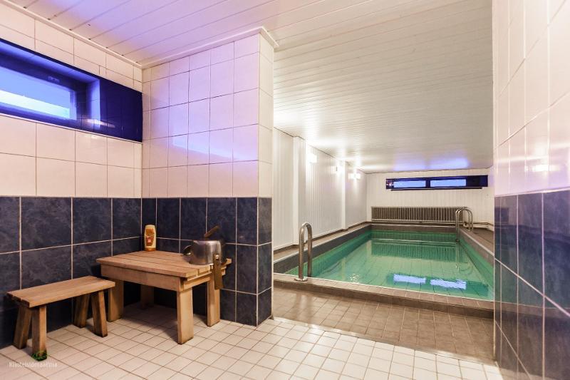 Taloyhtiön uima-allas