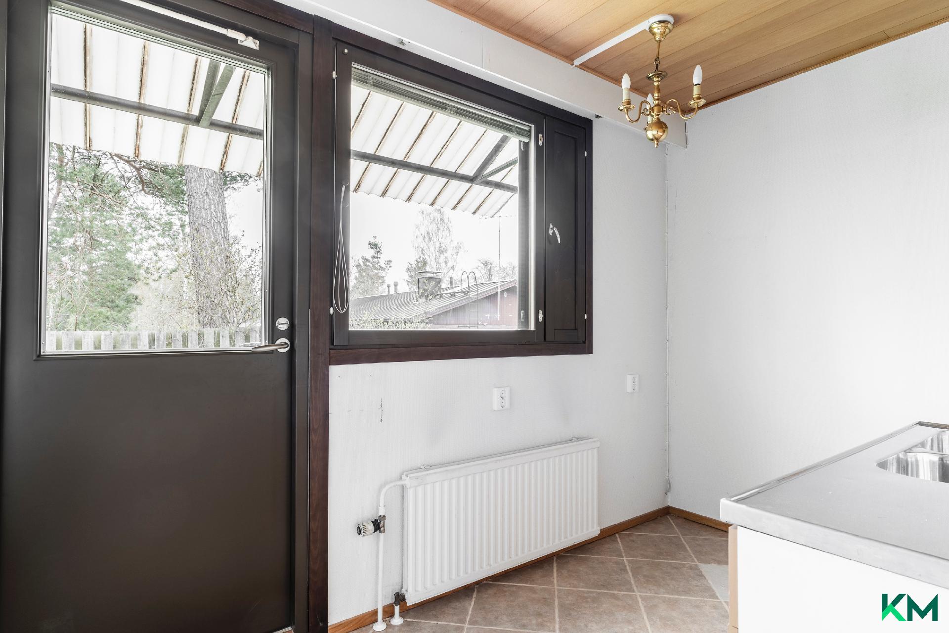 Jalkamyllyntie 15, Myllypuro, Helsinki