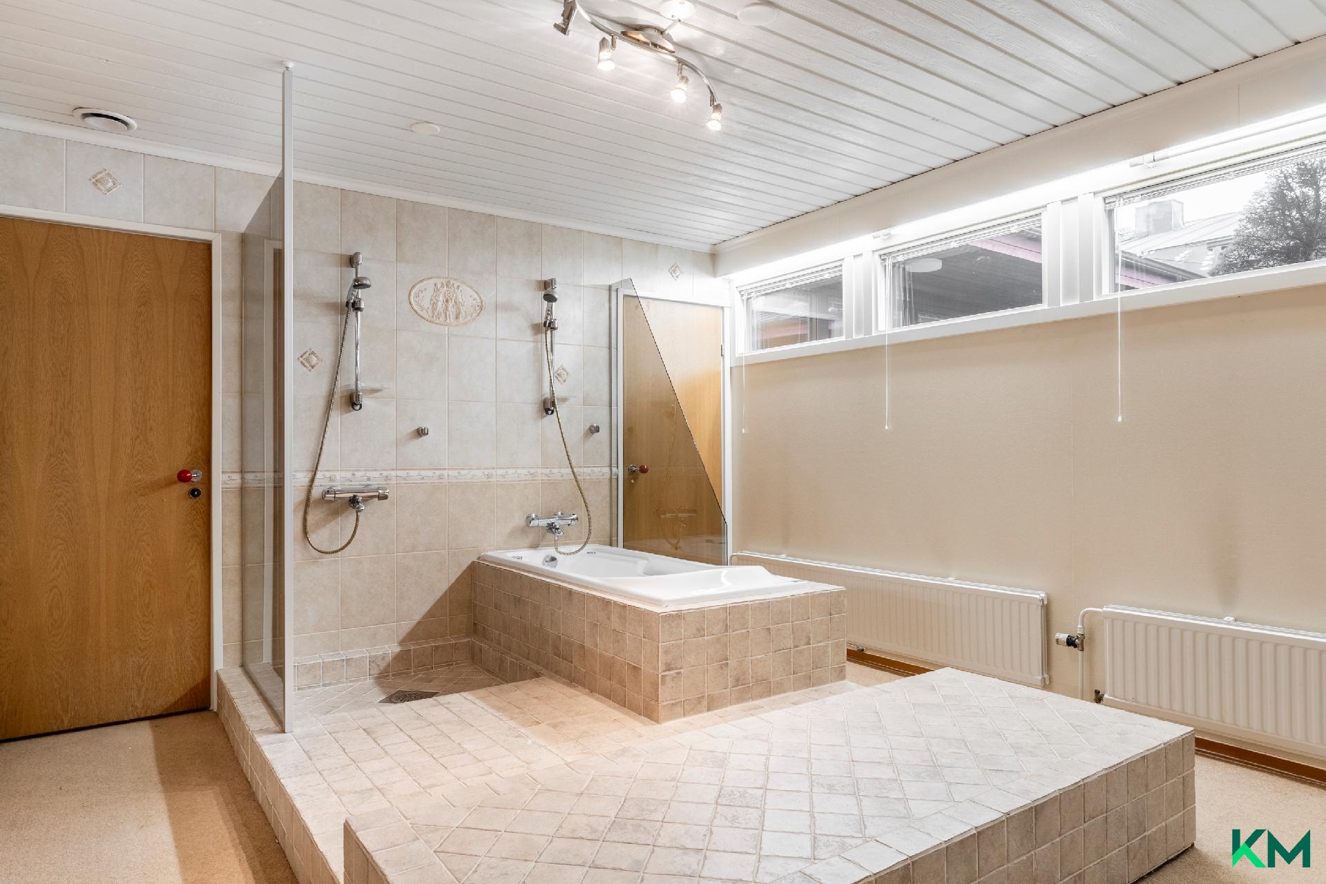 Spa-osasto poreammeella