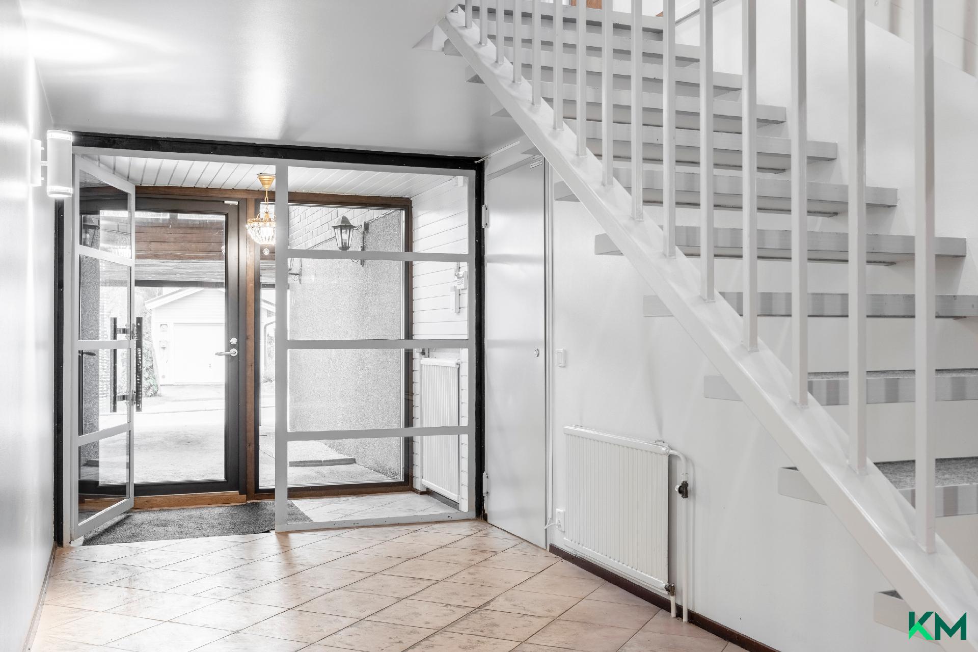 Jalkamyllyntie 15, Myllypuro, Helsinki