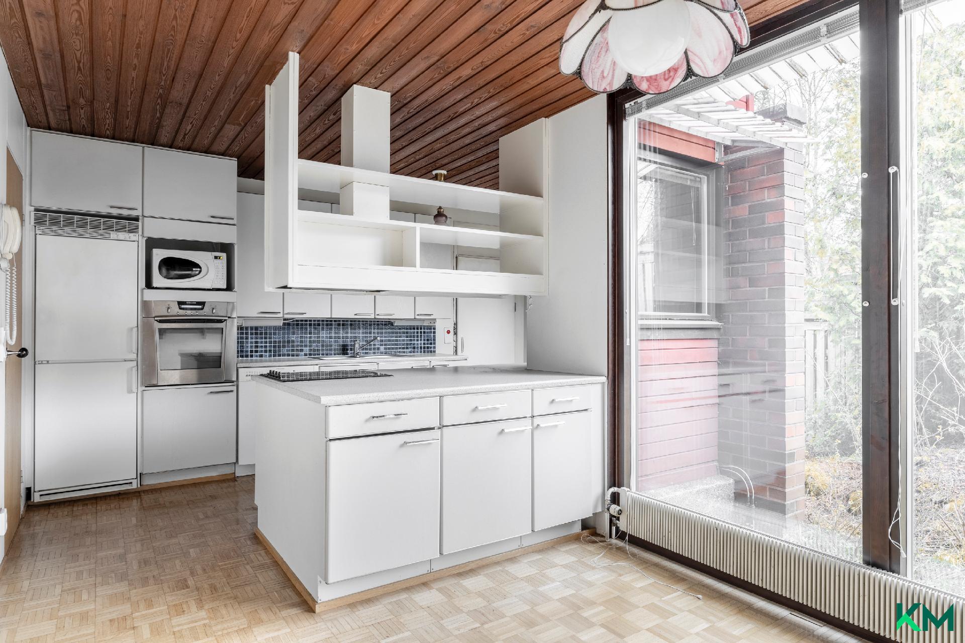 Jalkamyllyntie 15, Myllypuro, Helsinki