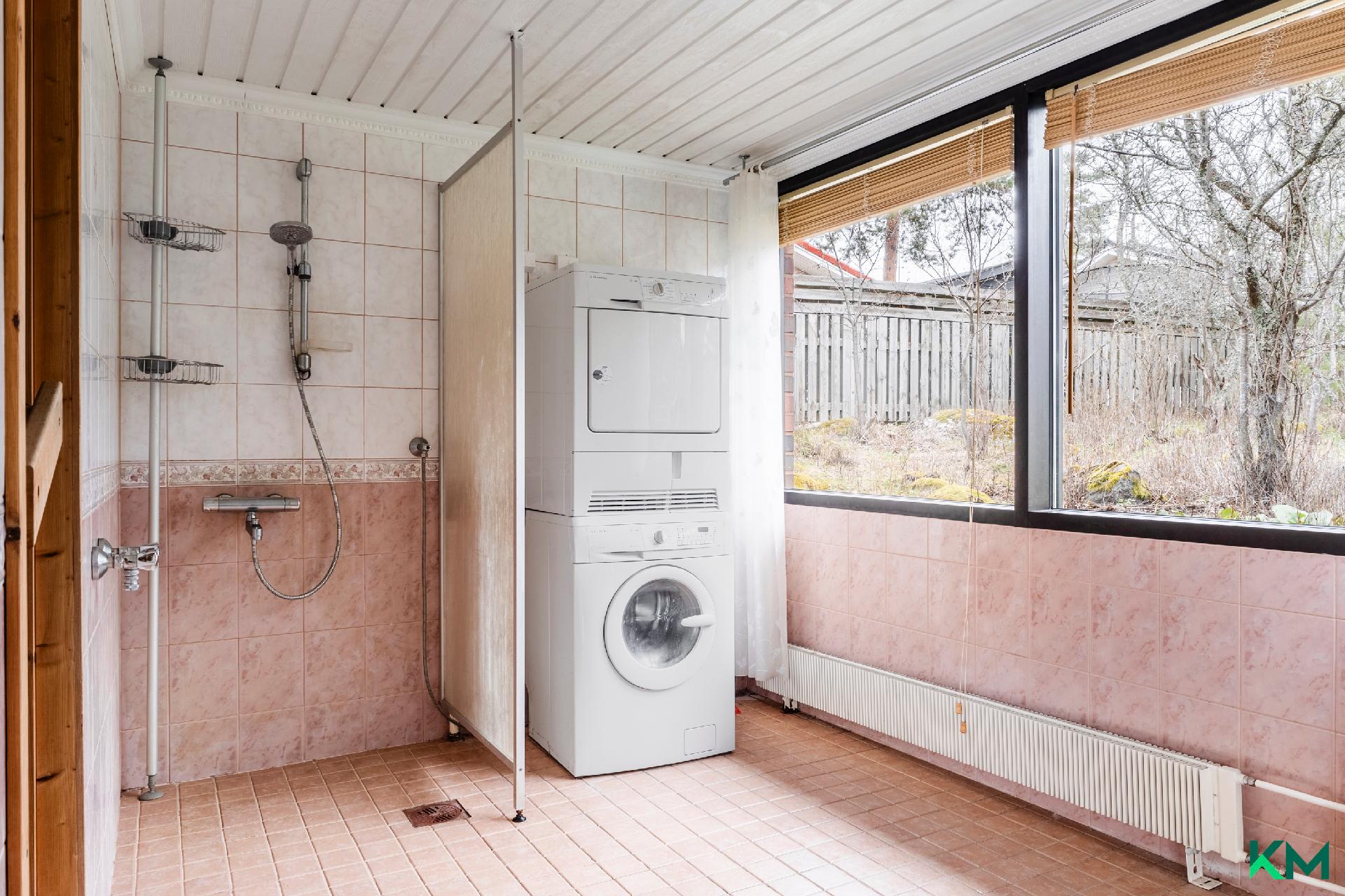 Jalkamyllyntie 15, Myllypuro, Helsinki