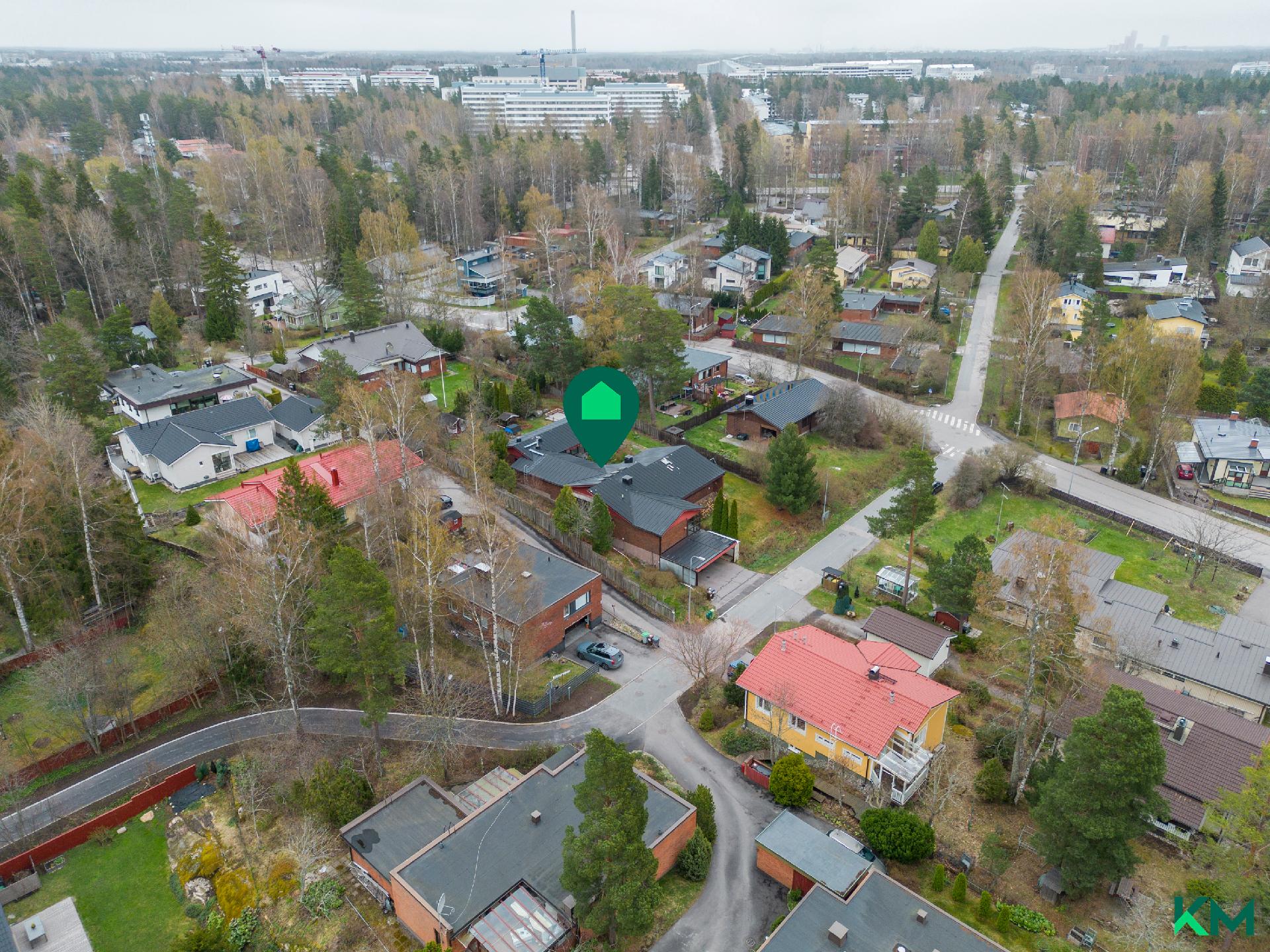 Rauhallinen sijainti päättyvän tien varrella 