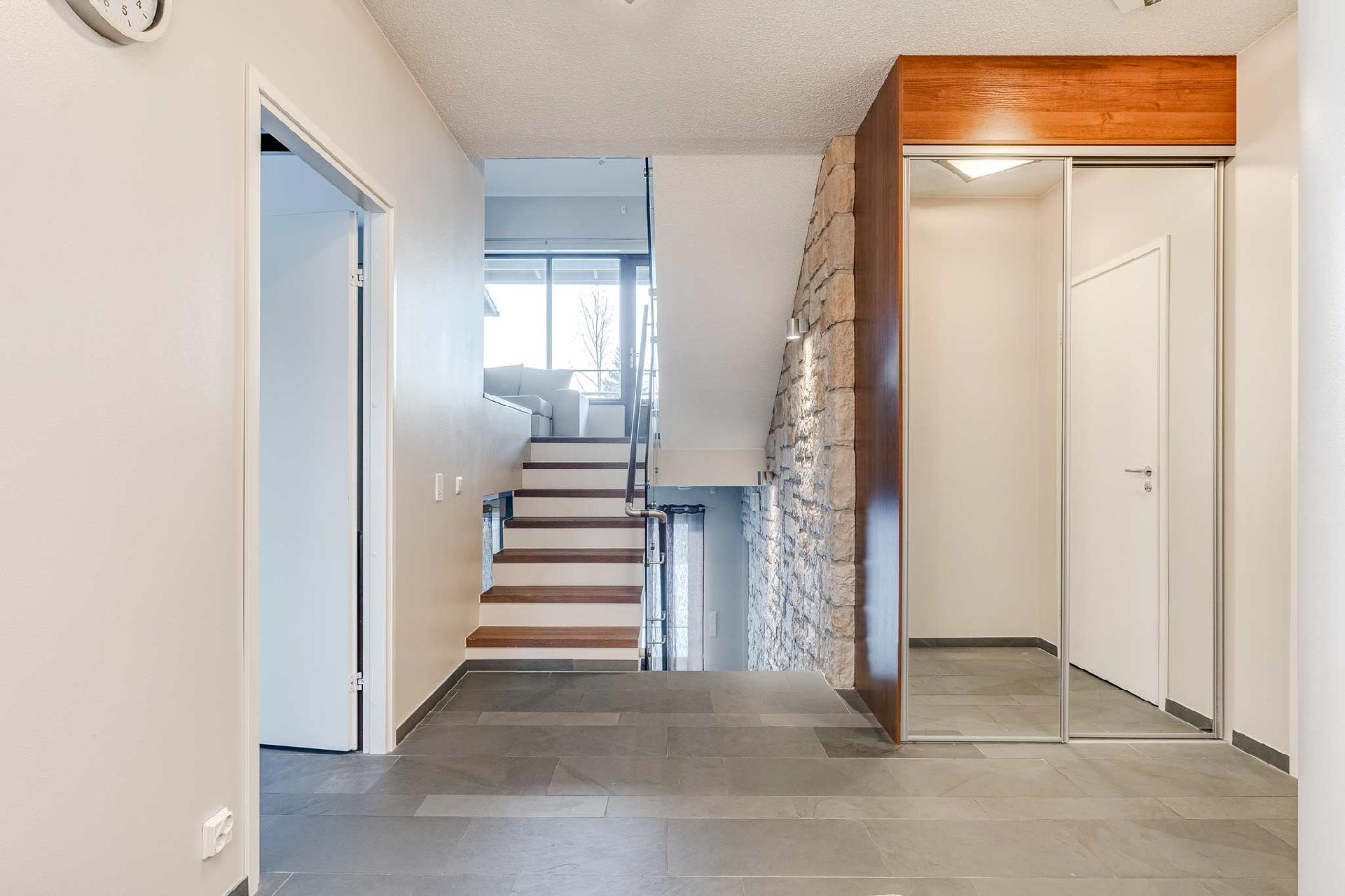 Kemintie 6, Kulju, Lempäälä