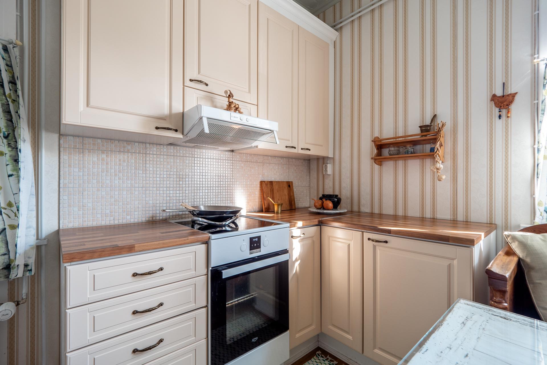 Muhostie 7, Muhos, Muhos