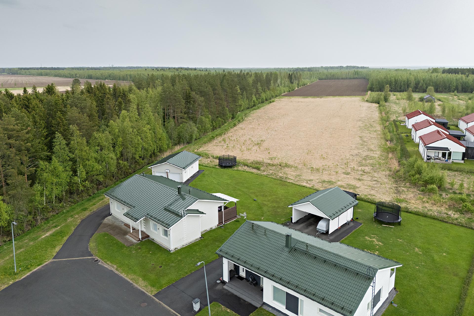 Veneojantie 8, Oulunsalo, Oulu