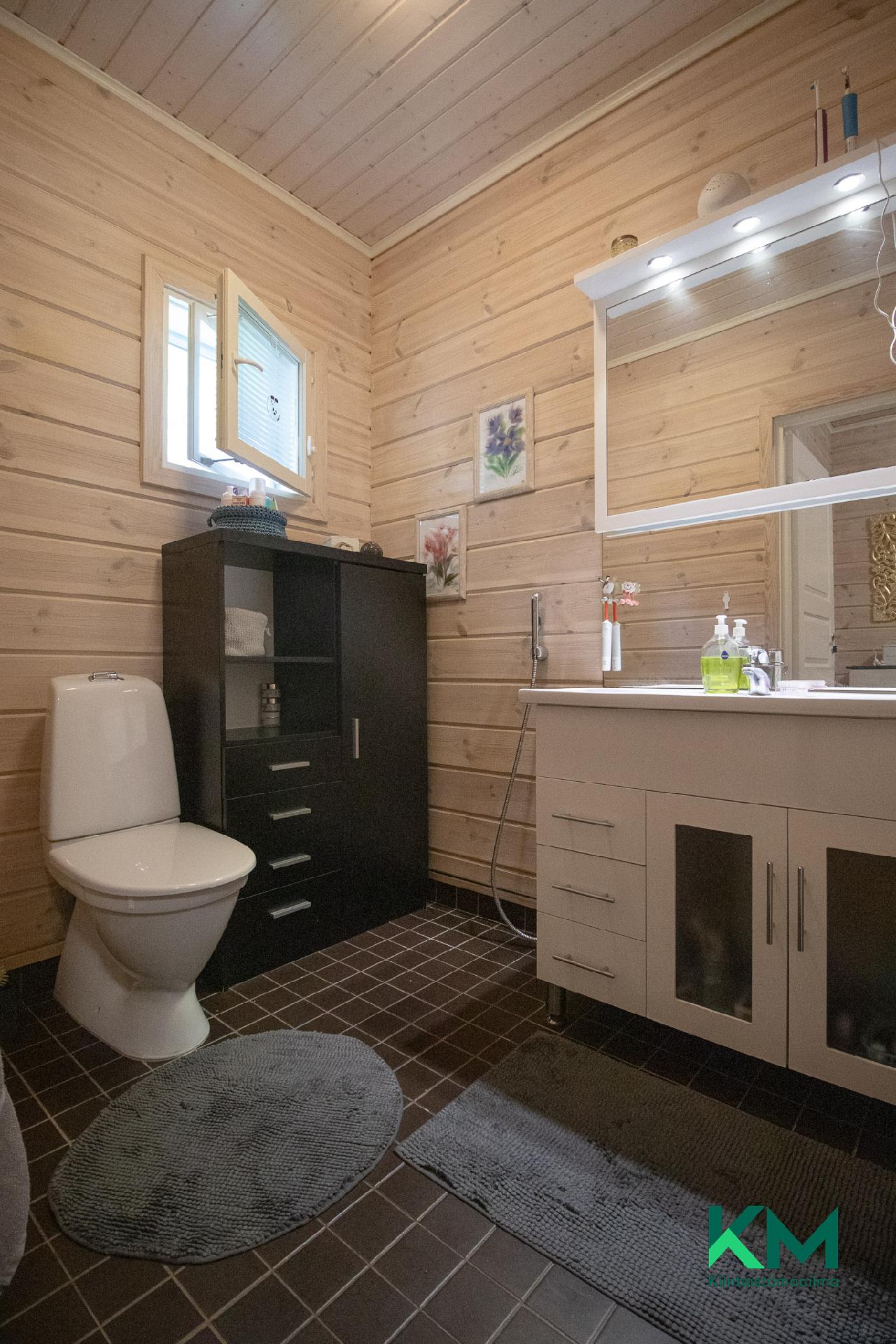 Koivuhovintie 6, Tuunansaari, Savonlinna