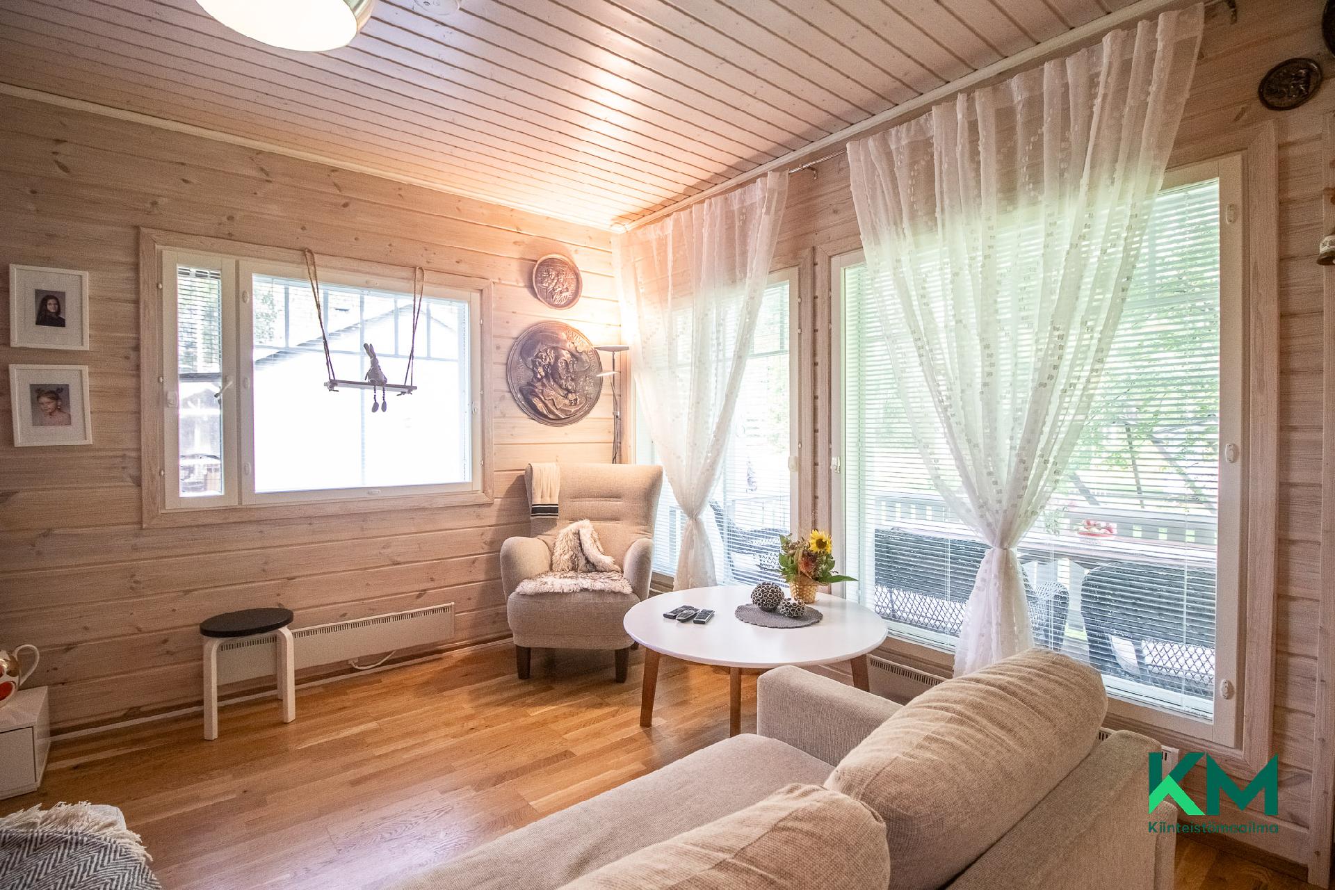 Koivuhovintie 6, Tuunansaari, Savonlinna