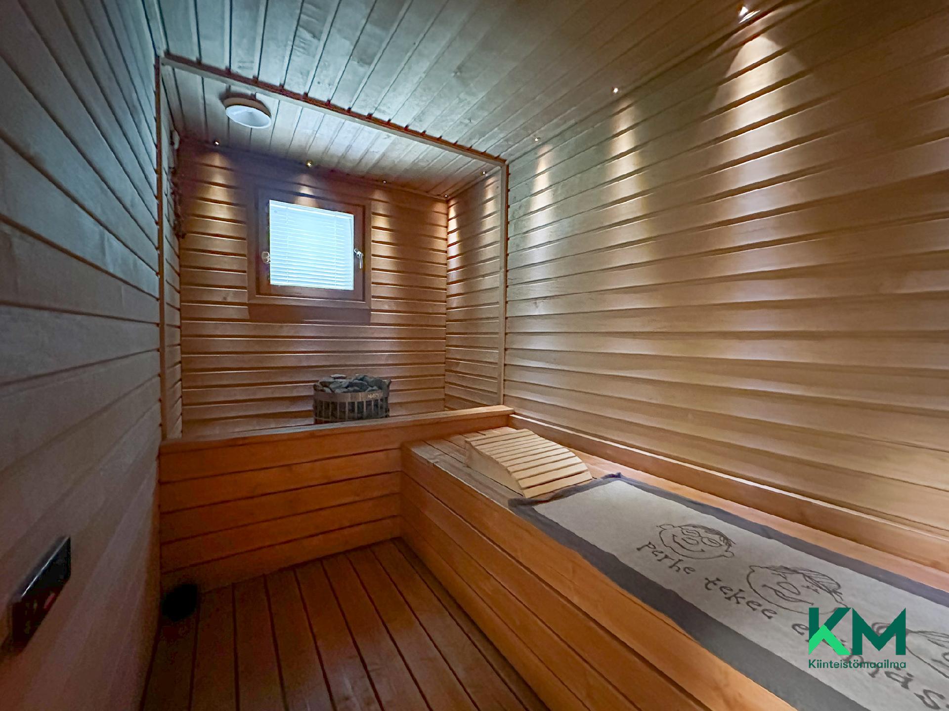 Koivuhovintie 6, Tuunansaari, Savonlinna