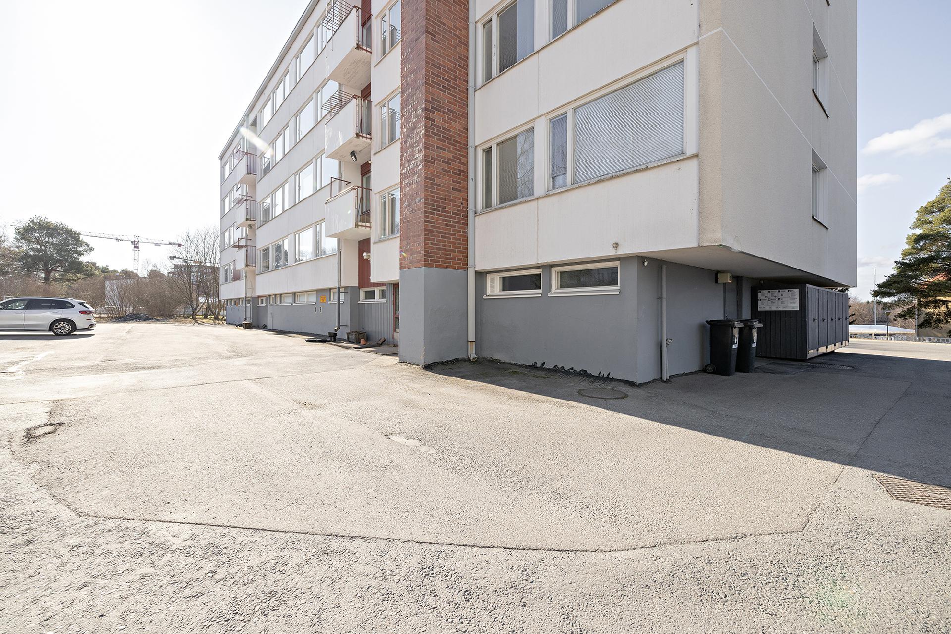 Koskitie 5, Tuira, Oulu