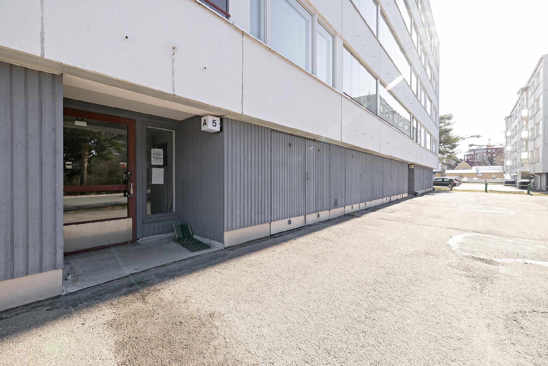 Koskitie 5, Tuira, Oulu