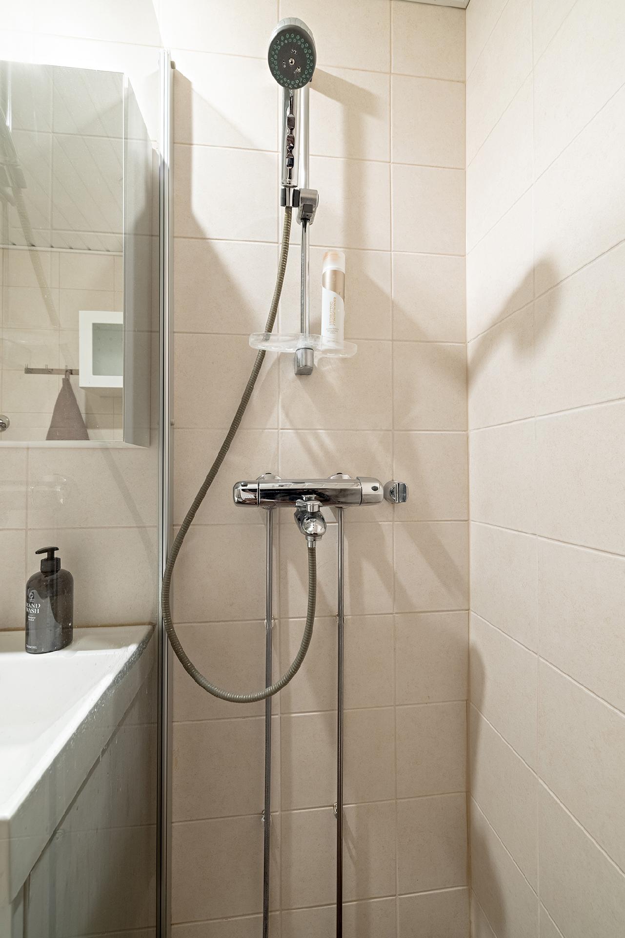 Koskitie 5, Tuira, Oulu