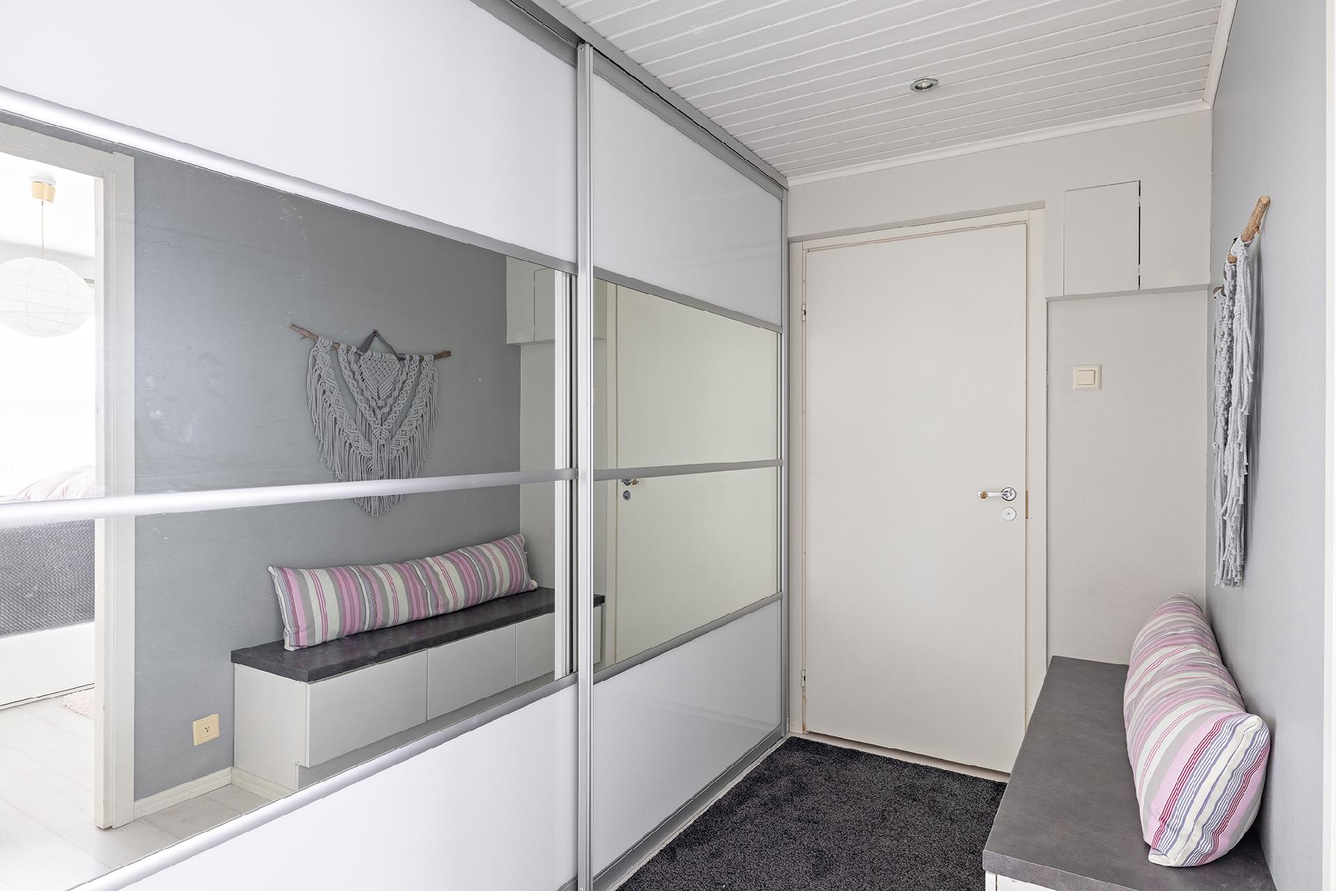 Koskitie 5, Tuira, Oulu