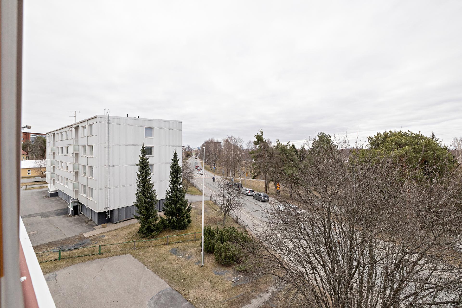 Koskitie 5, Tuira, Oulu