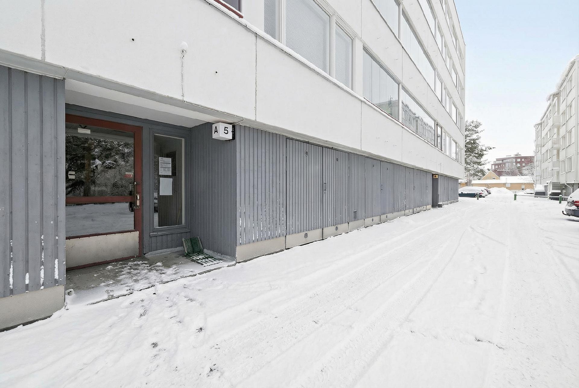 Koskitie 5, Tuira, Oulu