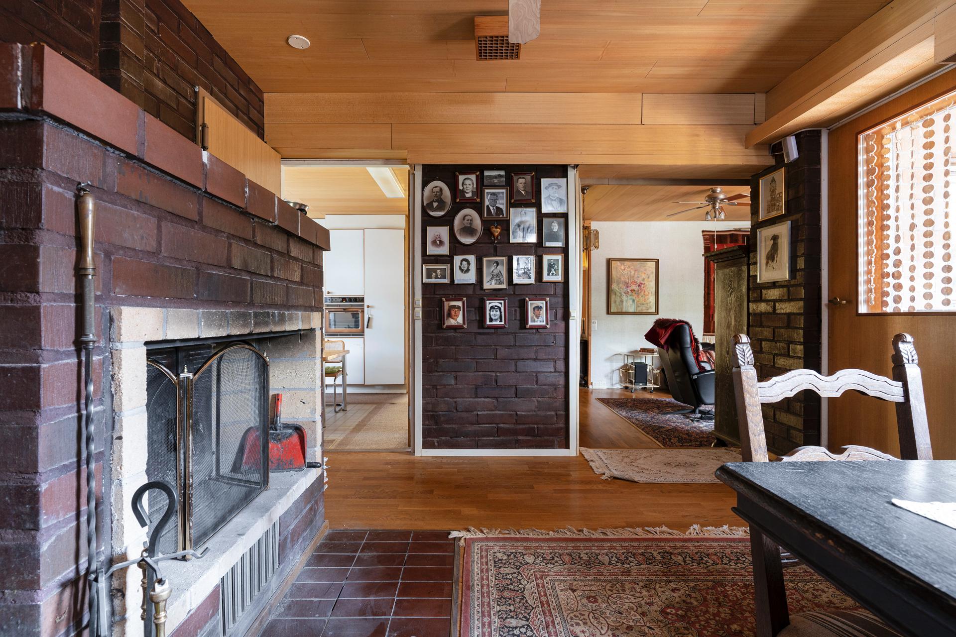 Laitatuulenkaari 56, Jollas, Helsinki