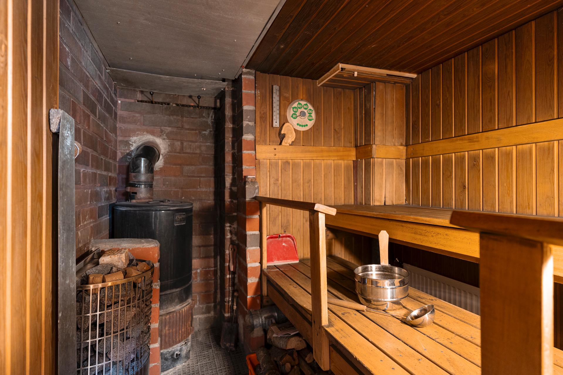 Laitatuulenkaari 56, Jollas, Helsinki