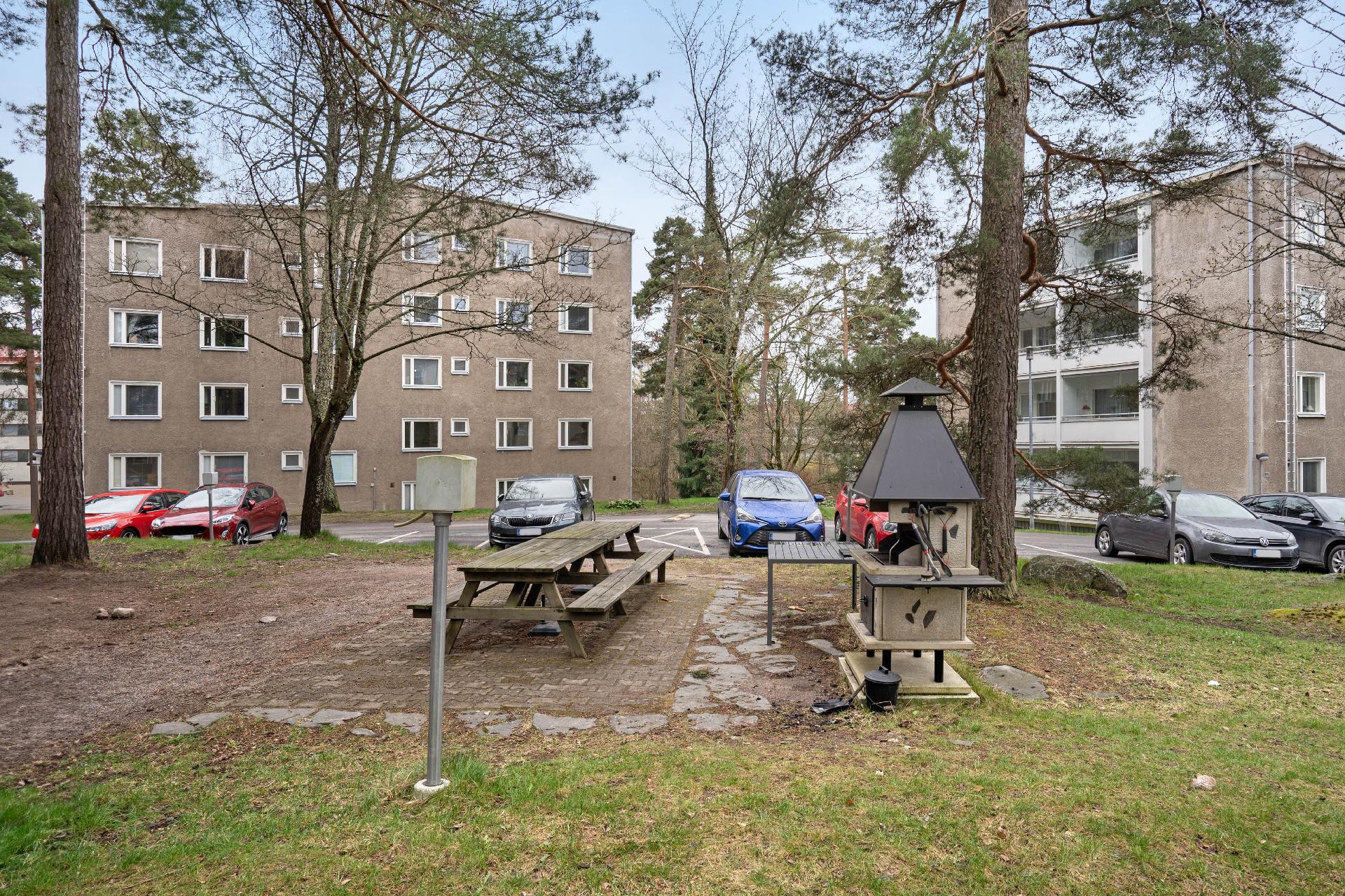 Ulvilantie 17, Munkkivuori, Helsinki